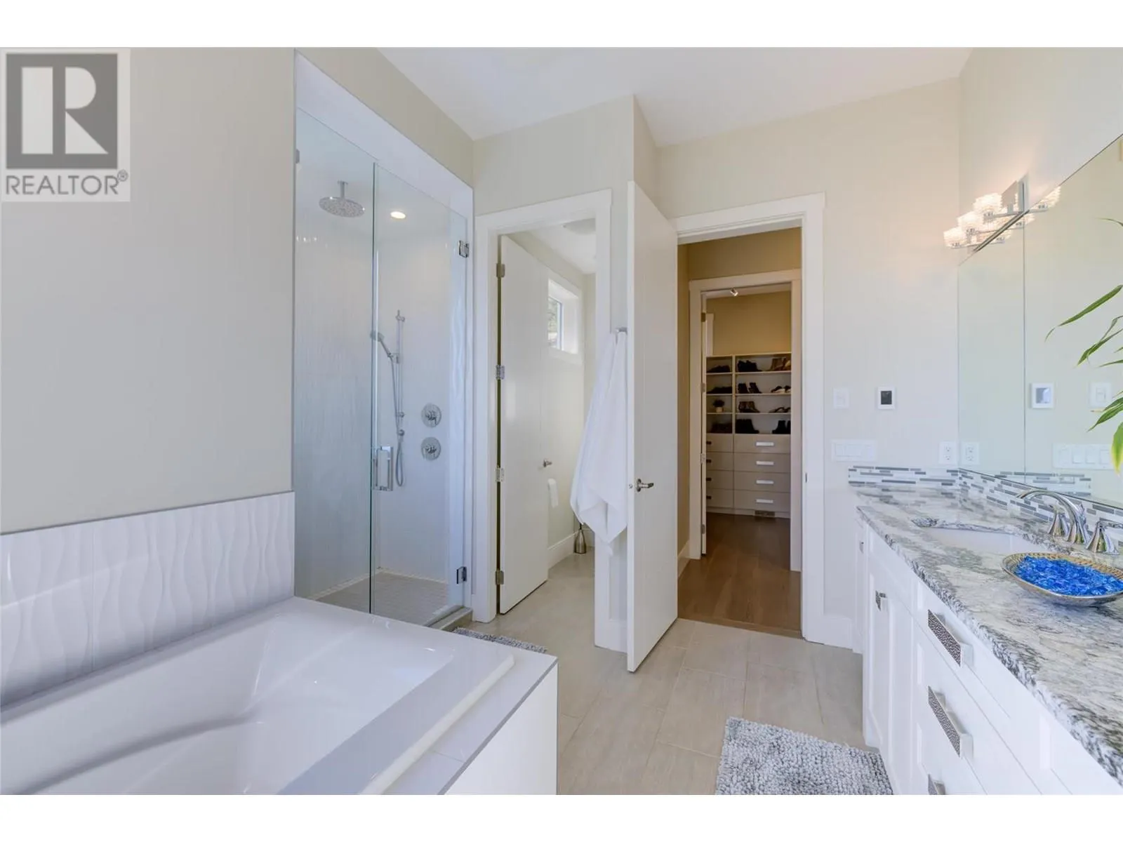 3357 Hihannah View