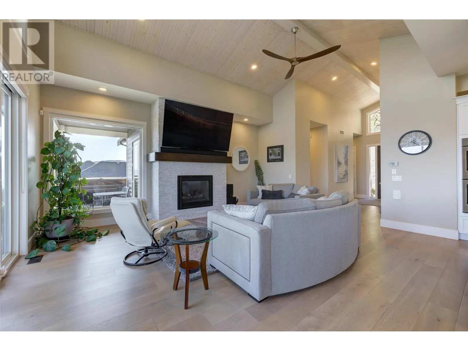 3357 Hihannah View