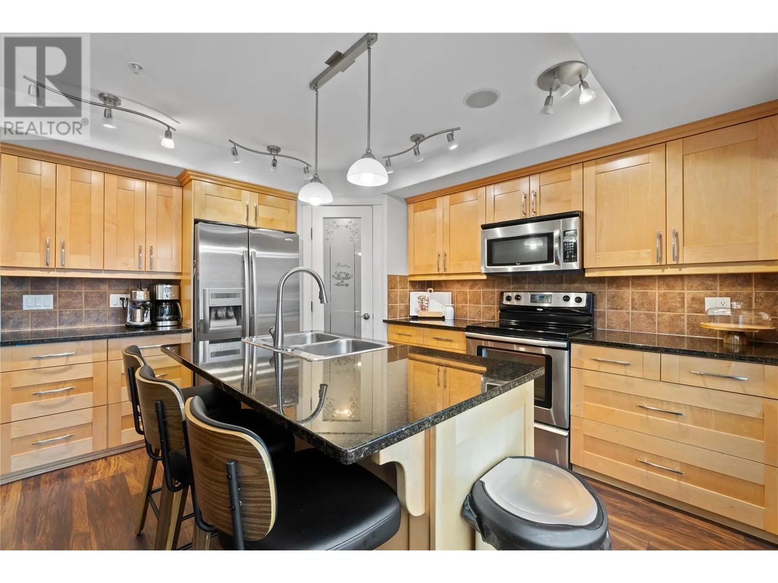 1130 Riverside Avenue Unit# 27