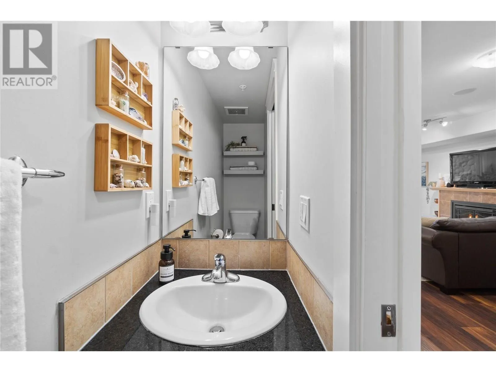 1130 Riverside Avenue Unit# 27
