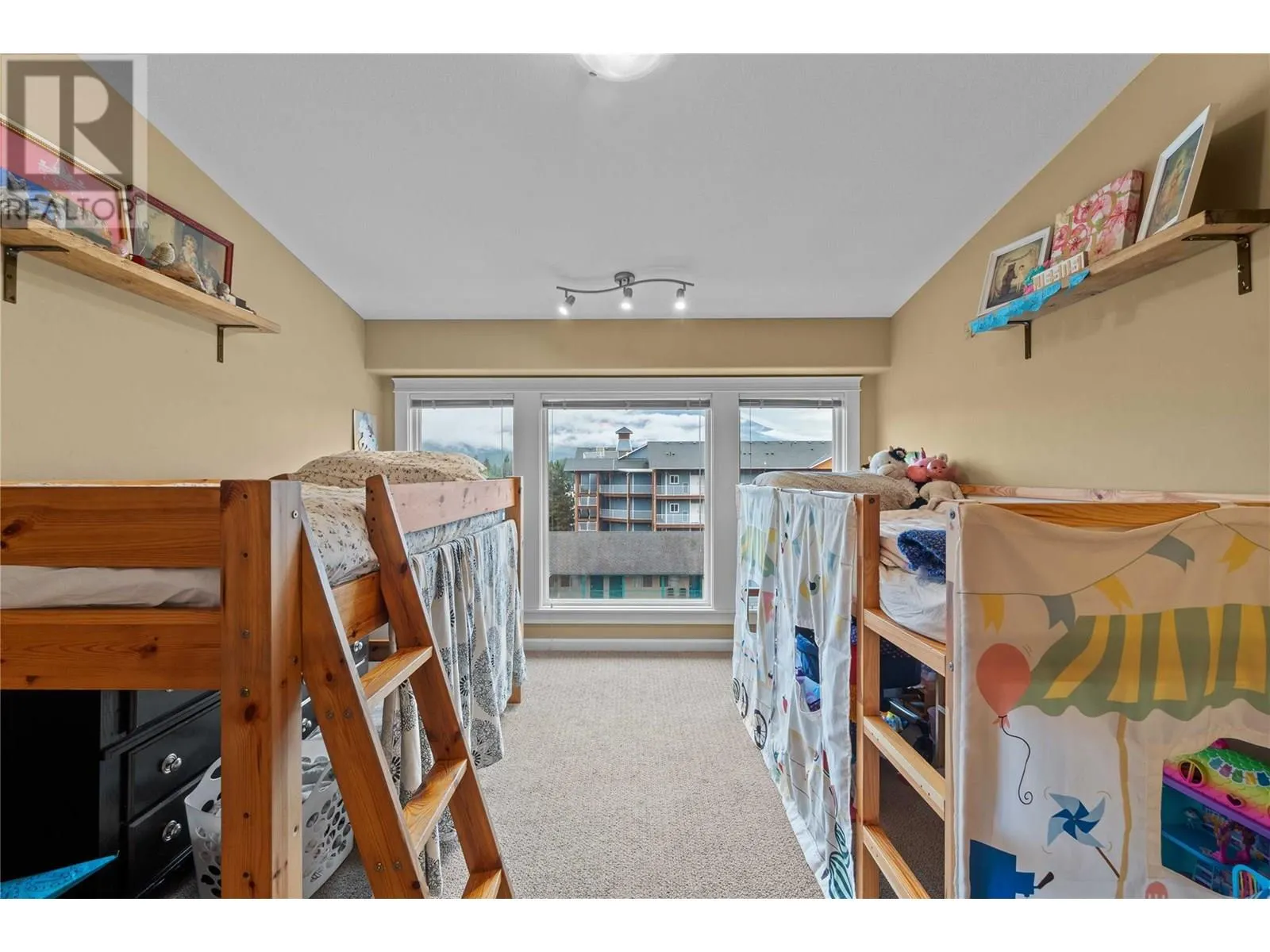 1130 Riverside Avenue Unit# 27