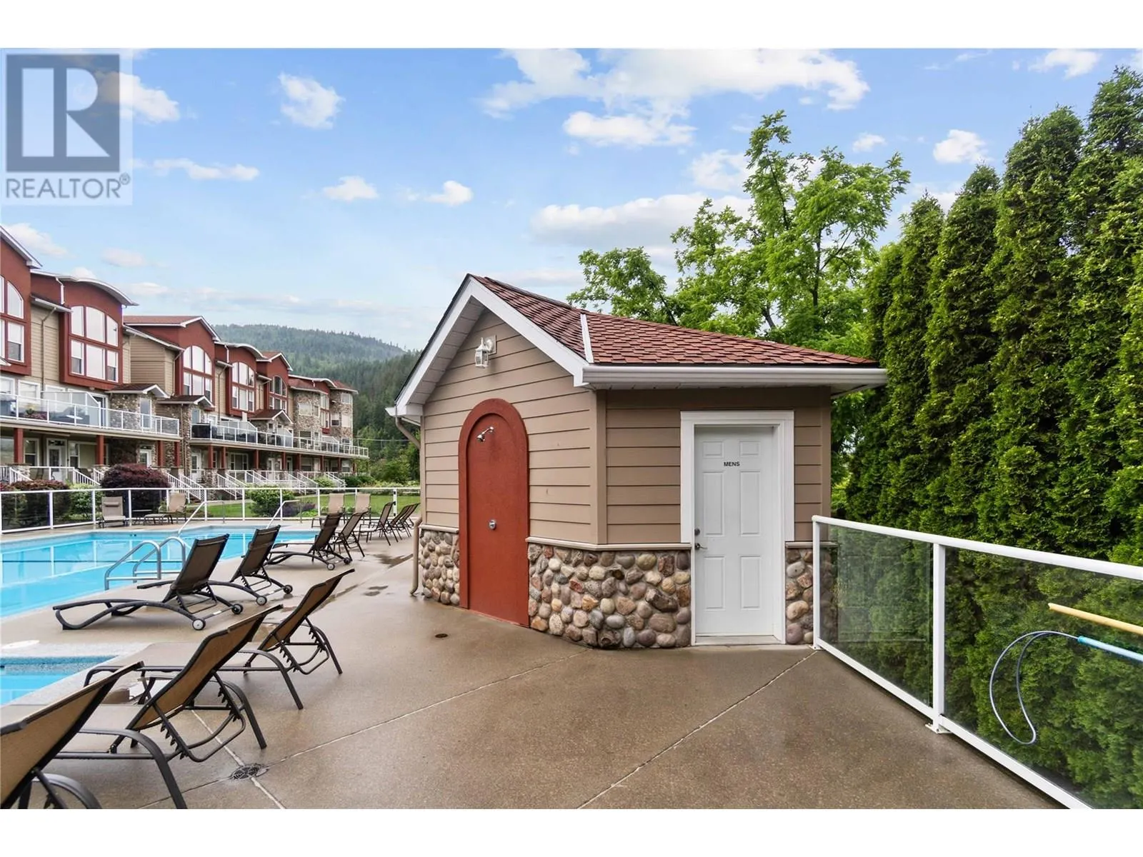 1130 Riverside Avenue Unit# 27