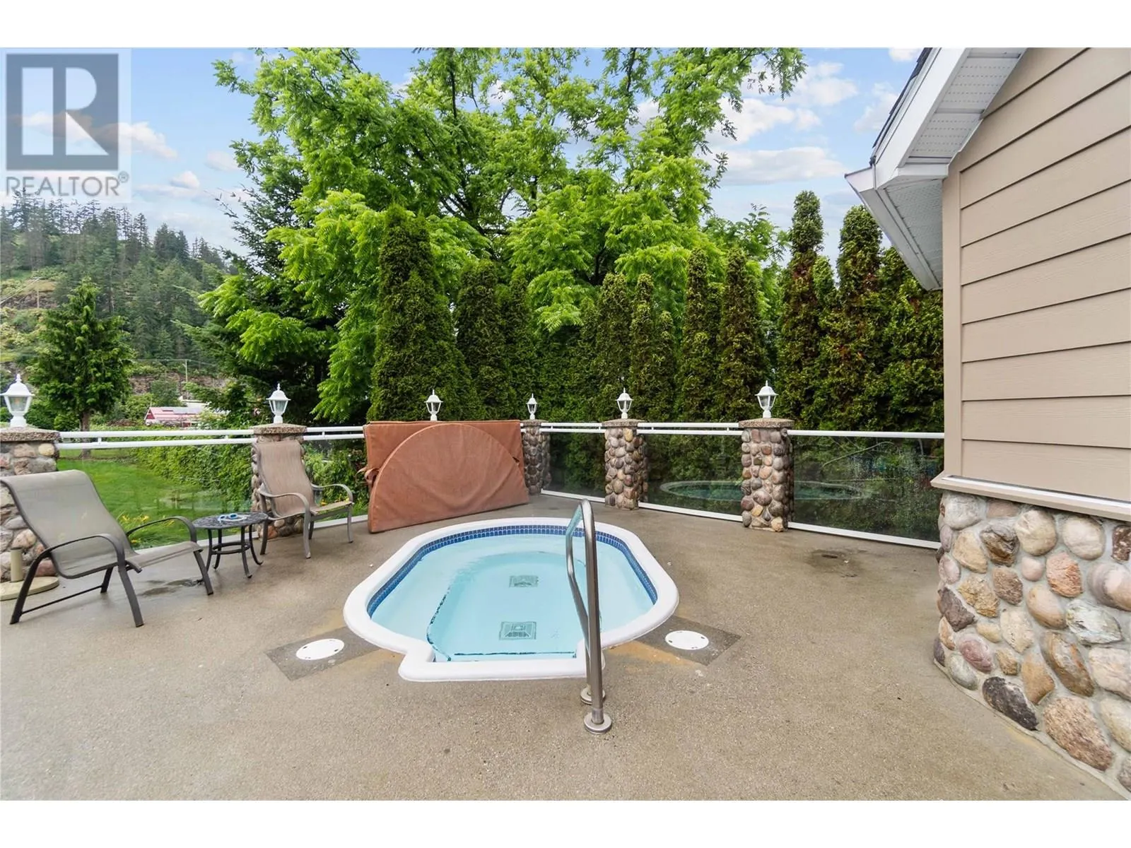 1130 Riverside Avenue Unit# 27