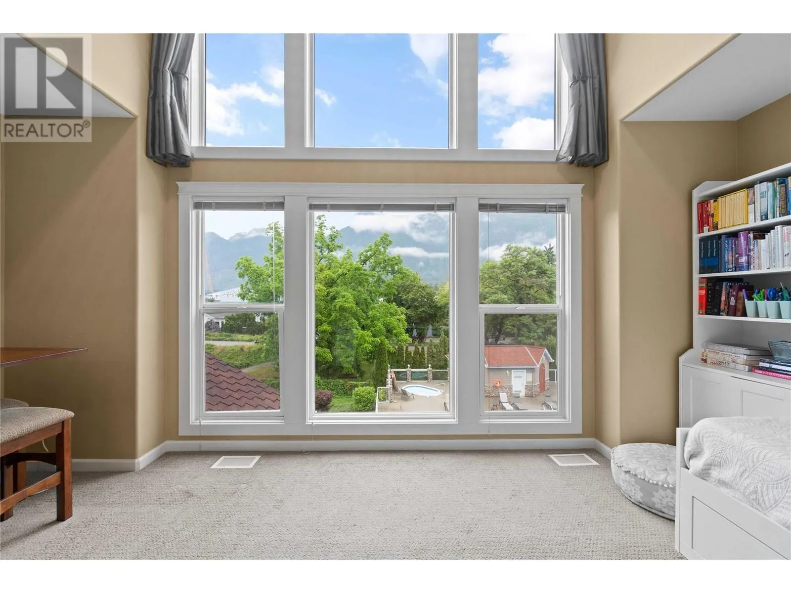 1130 Riverside Avenue Unit# 27