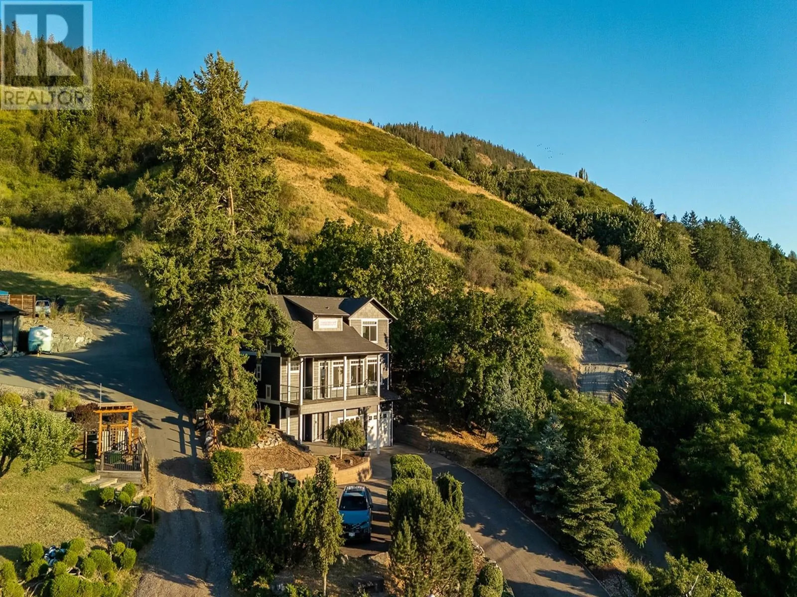 7998 Okanagan Landing Road
