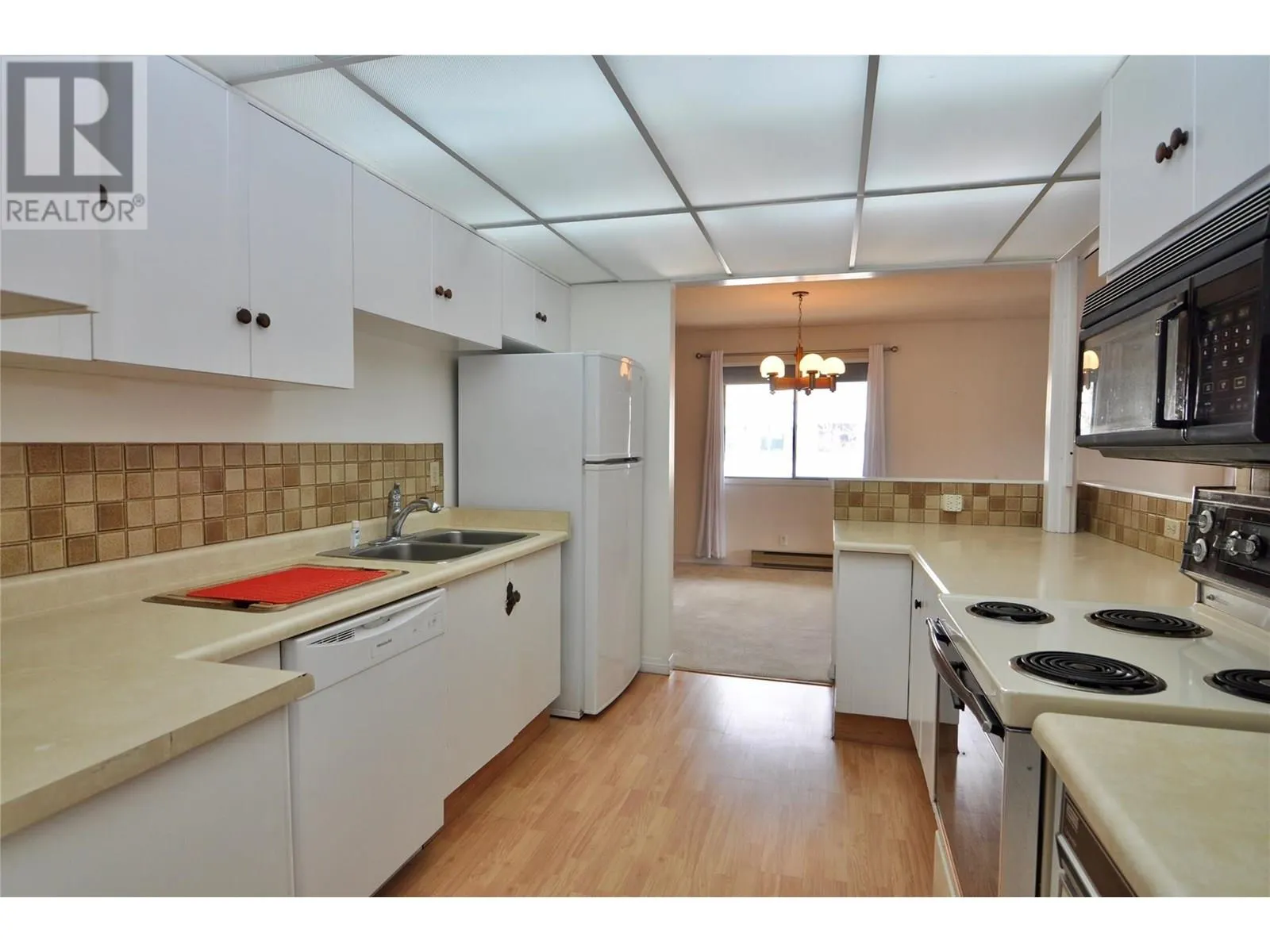 1035 Bernard Avenue E Unit# 305