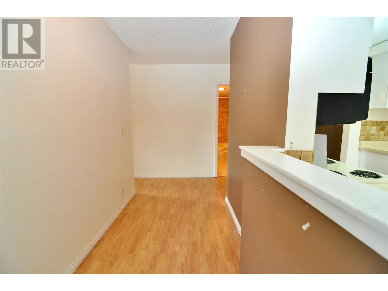 1035 Bernard Avenue E Unit# 305