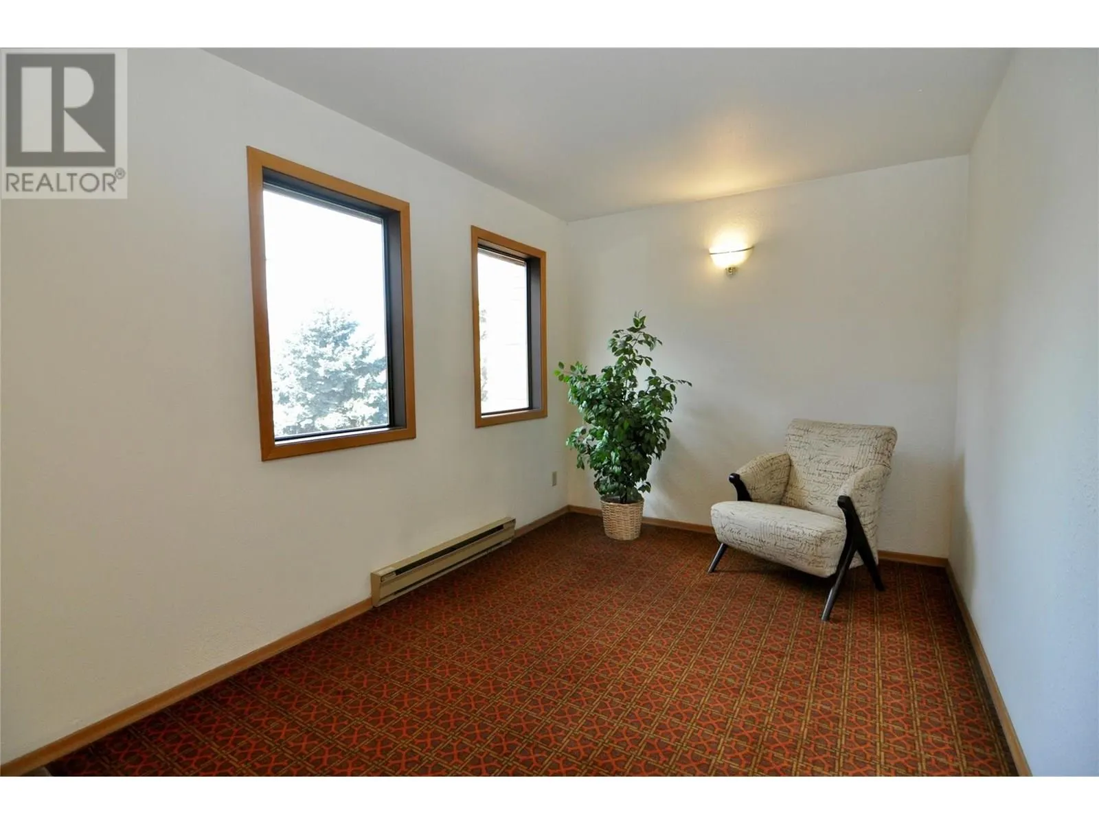 1035 Bernard Avenue E Unit# 305