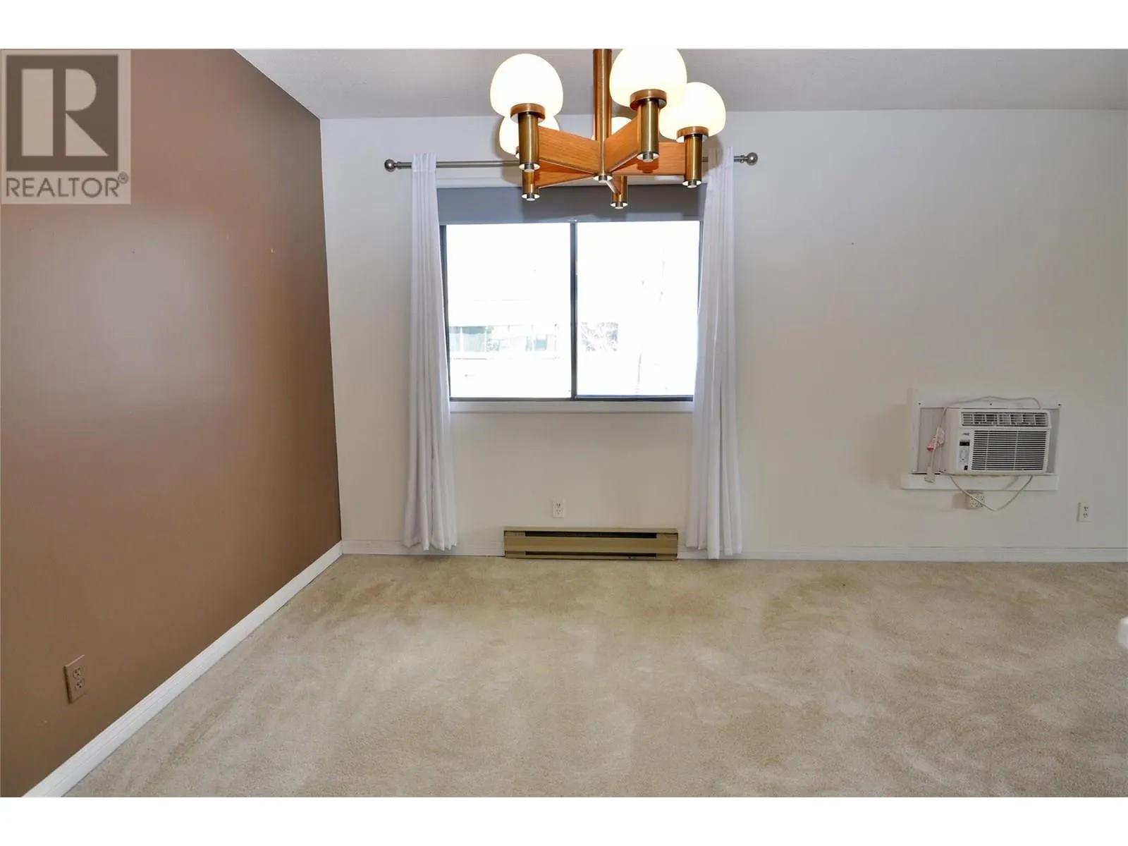 1035 Bernard Avenue E Unit# 305
