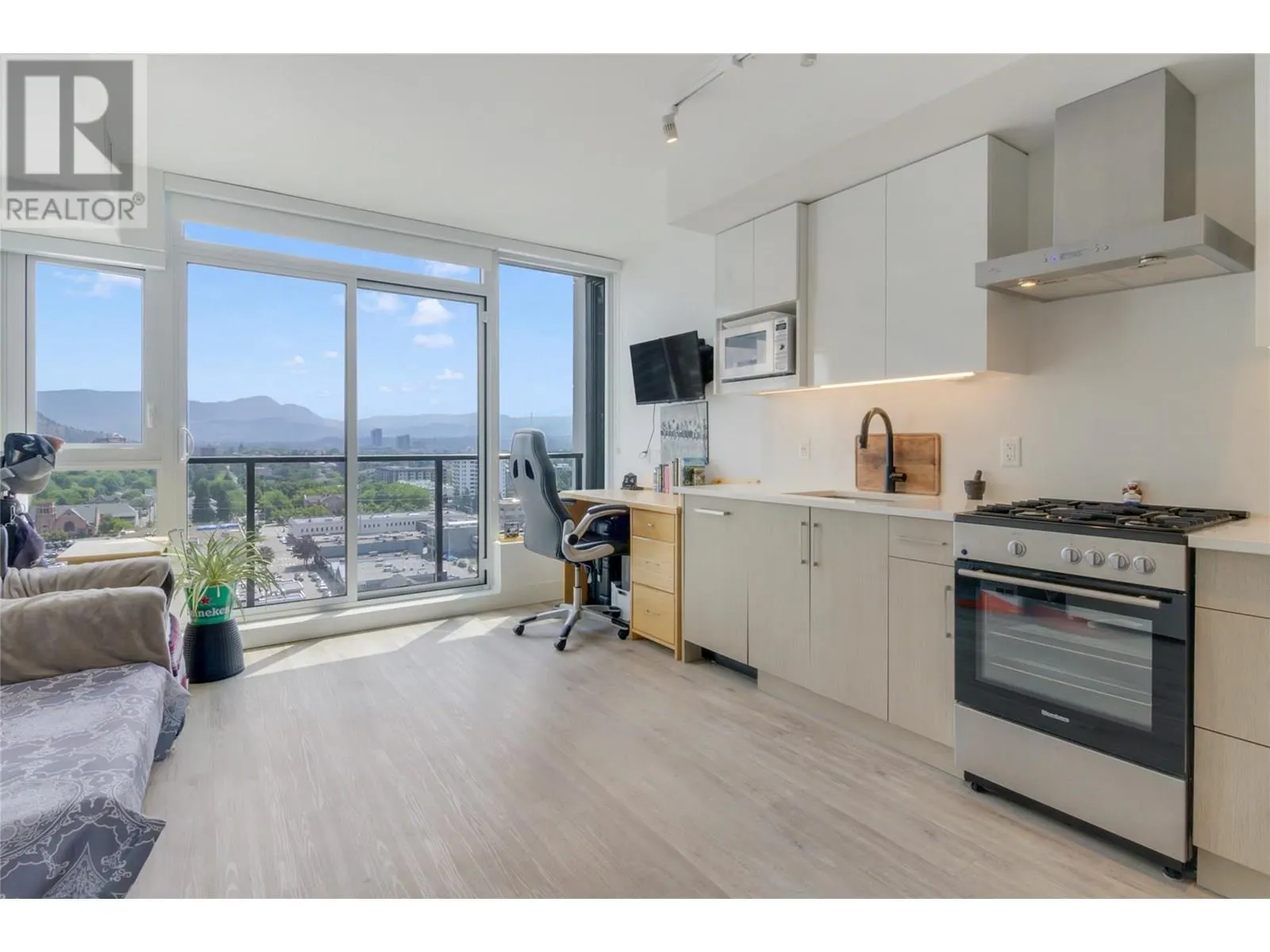 1588 Ellis Street Unit# 1705