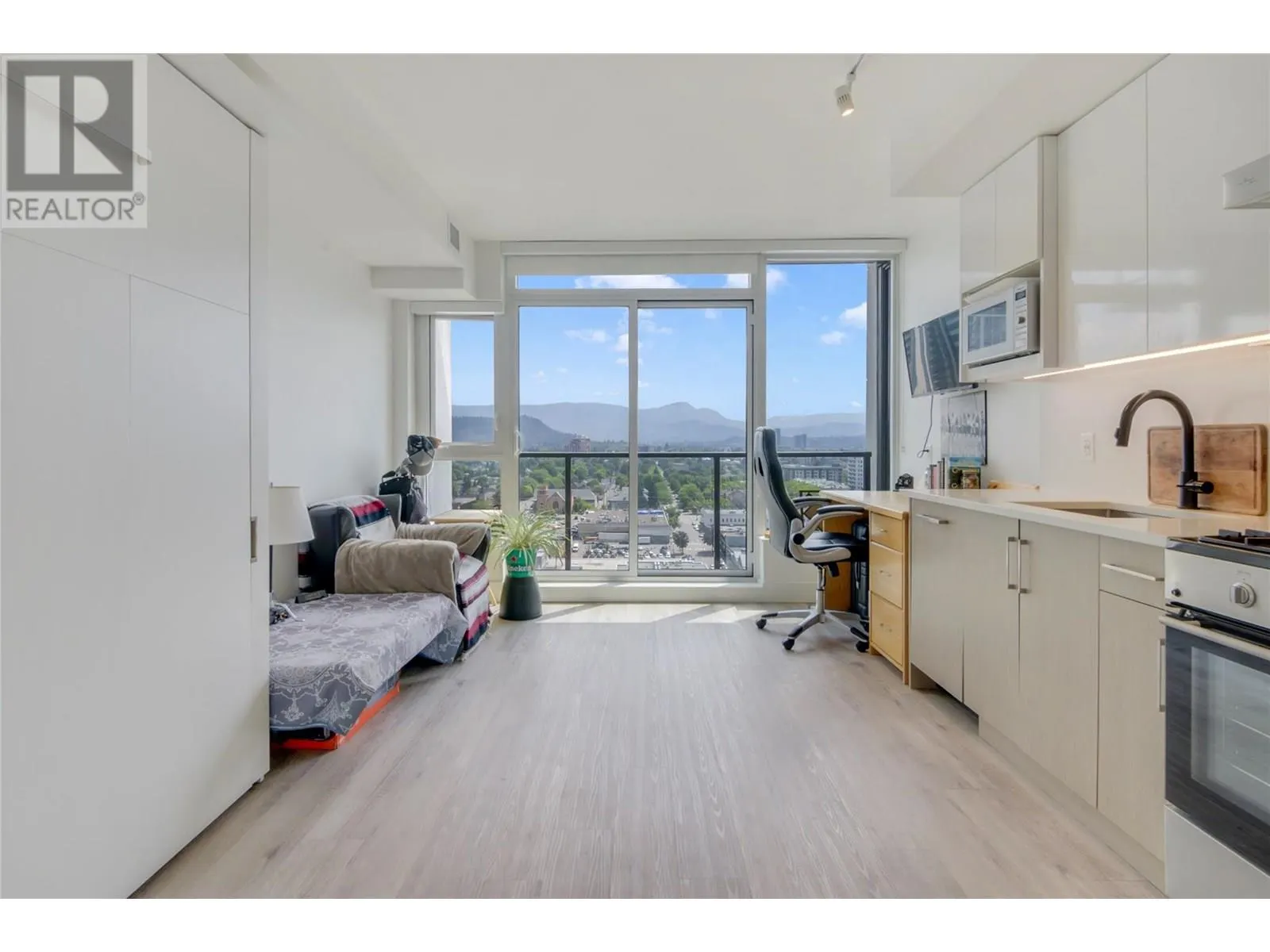 1588 Ellis Street Unit# 1705