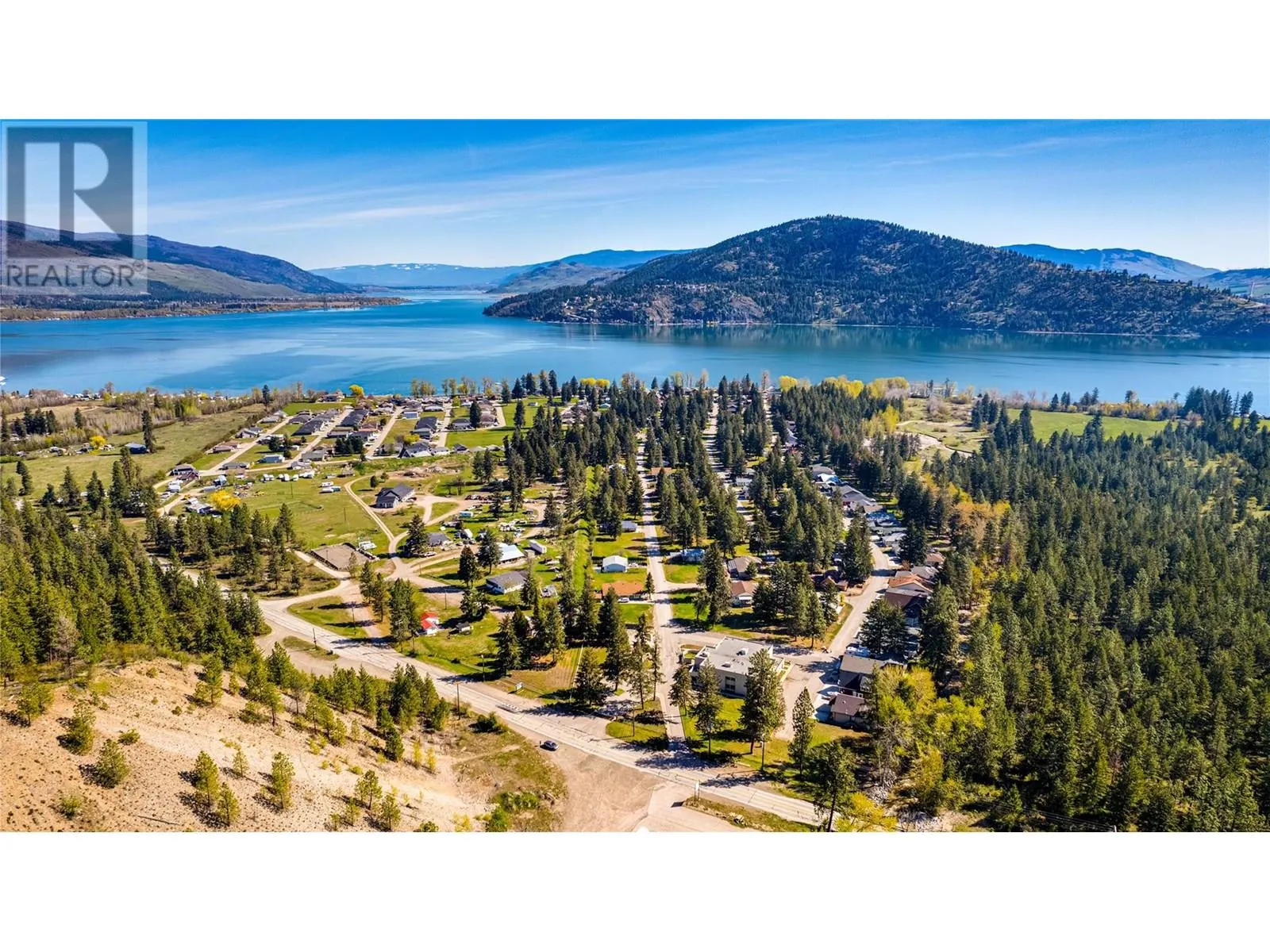 39 Lakeshore Drive