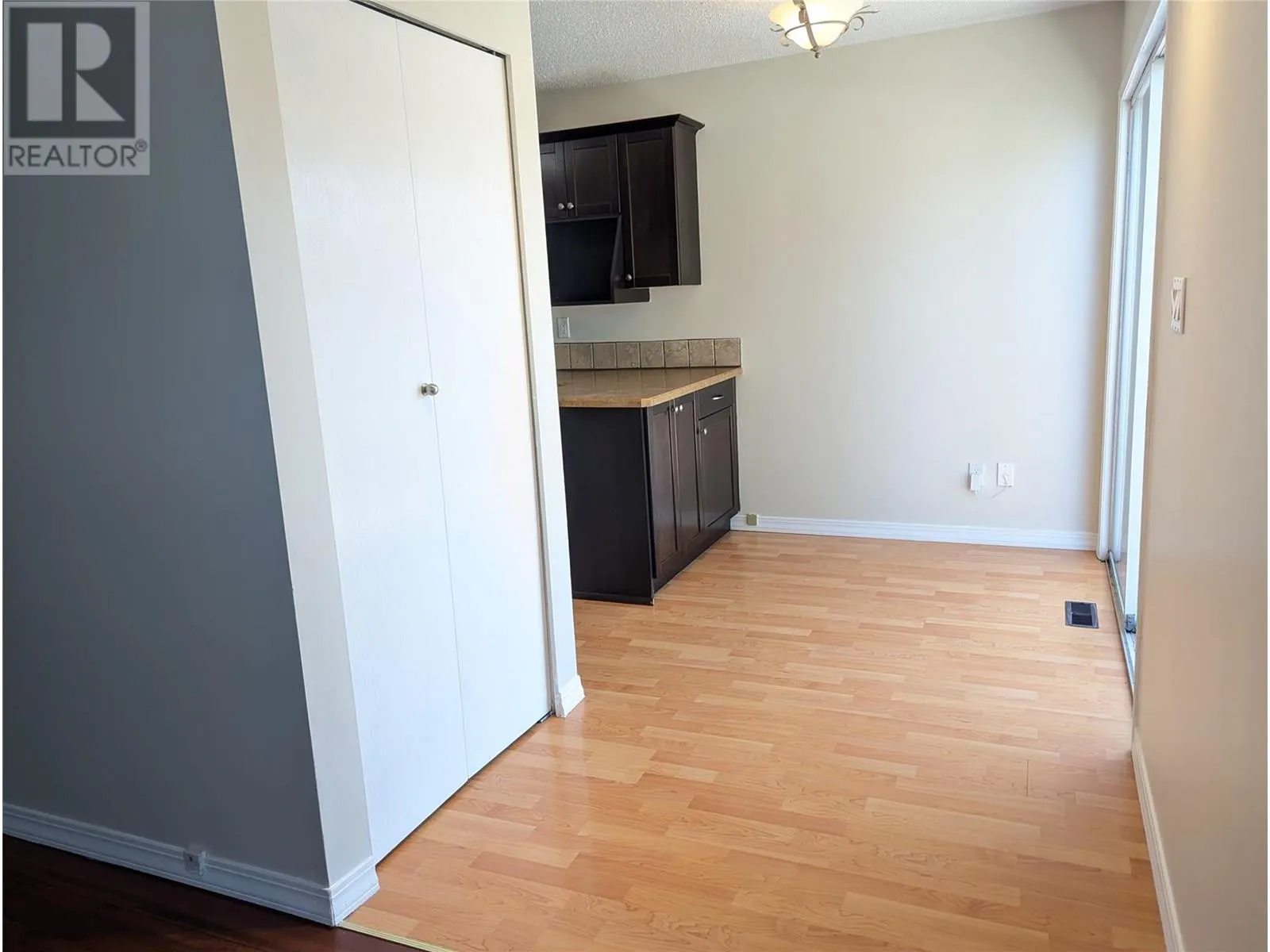 1087 Monterey Court