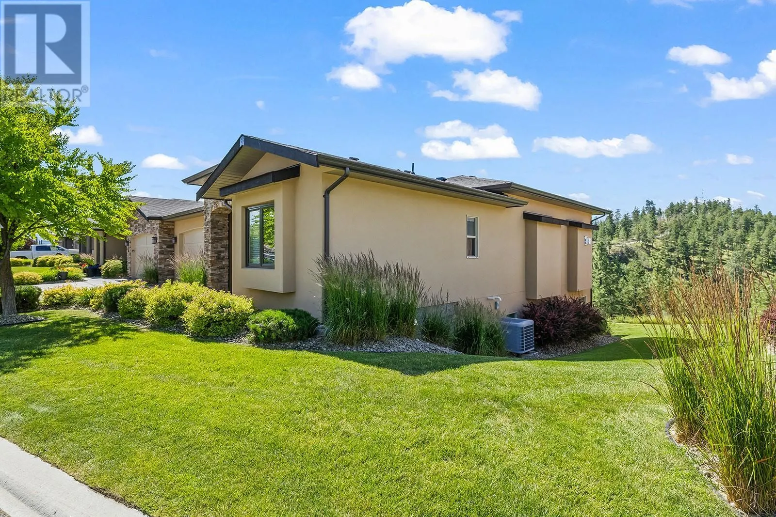 588 Harrogate Lane Unit# 17