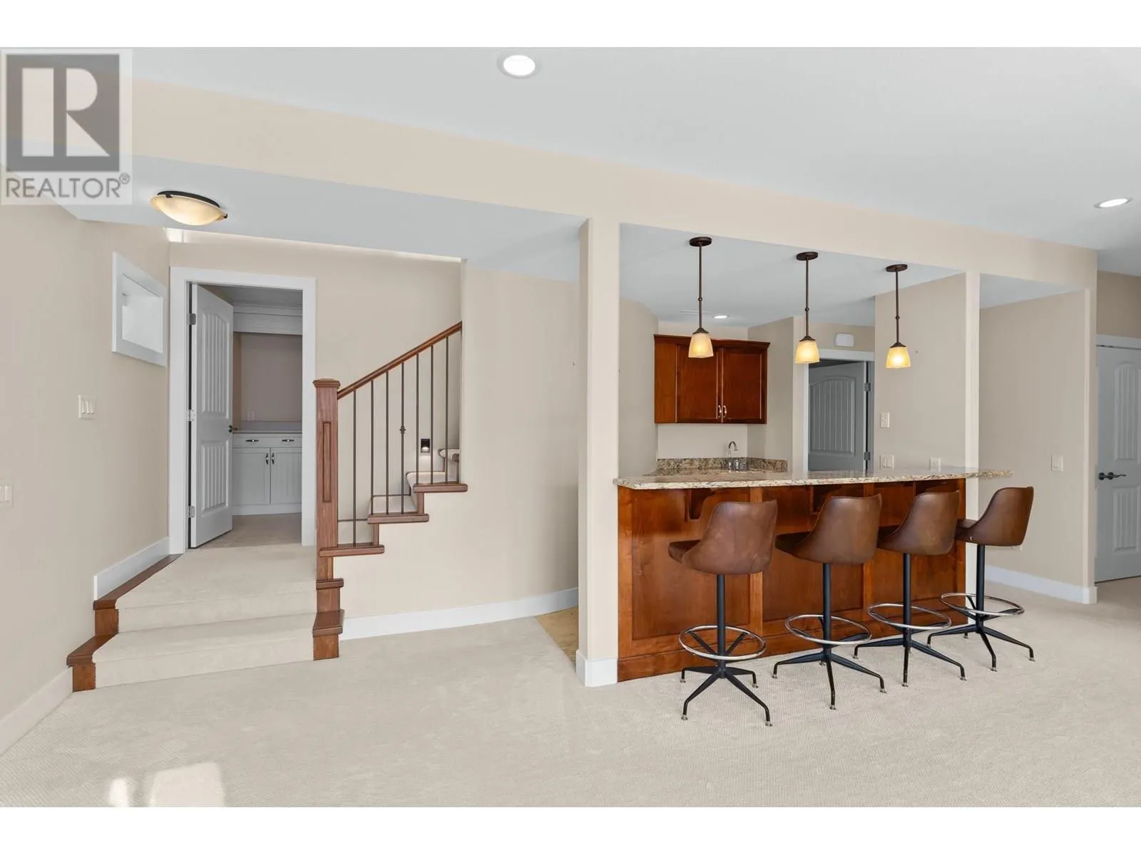 588 Harrogate Lane Unit# 17