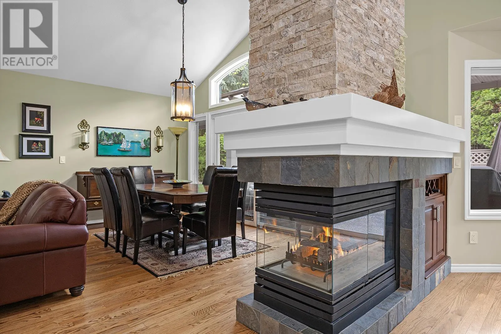 4182 Gallaghers Grove