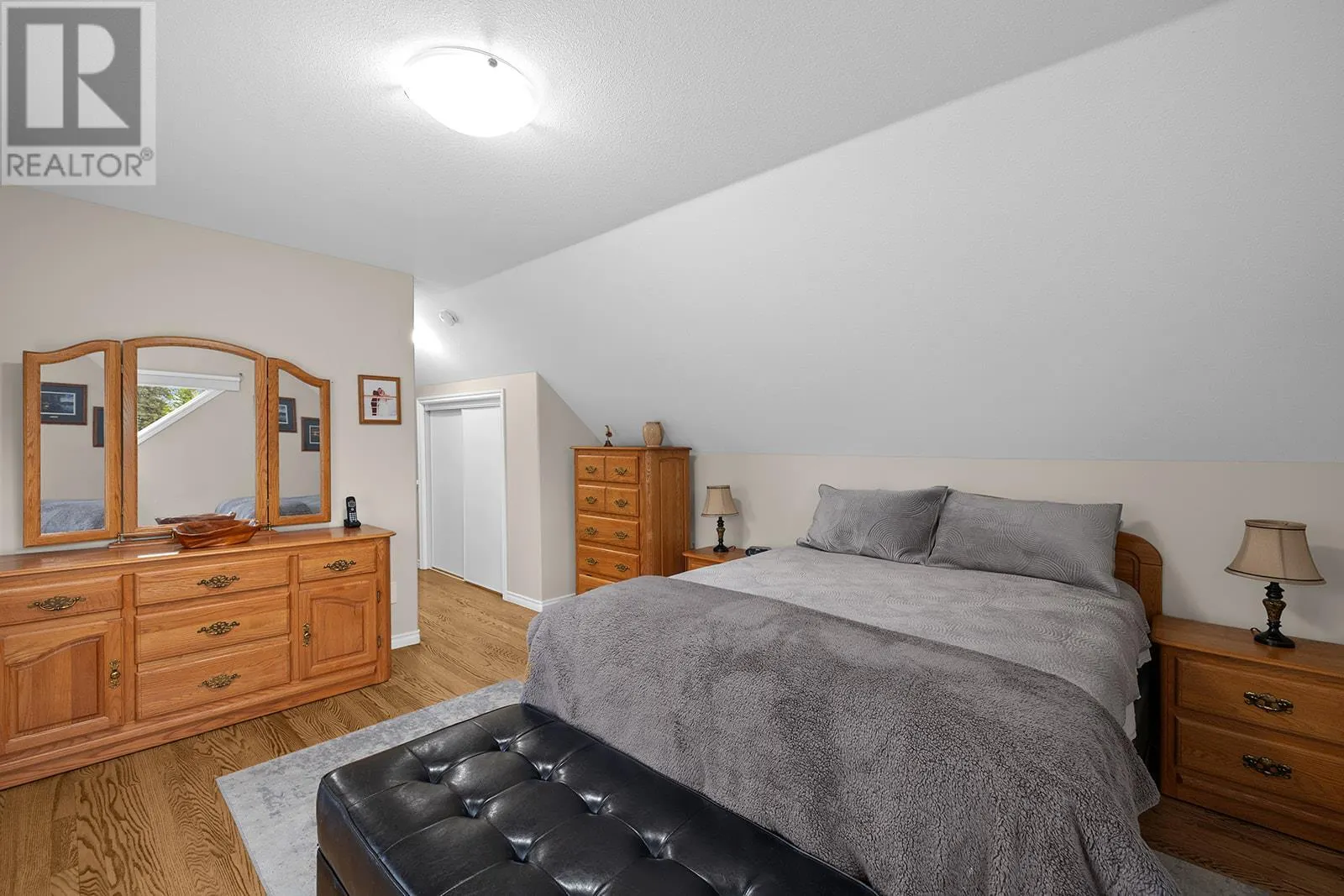4182 Gallaghers Grove