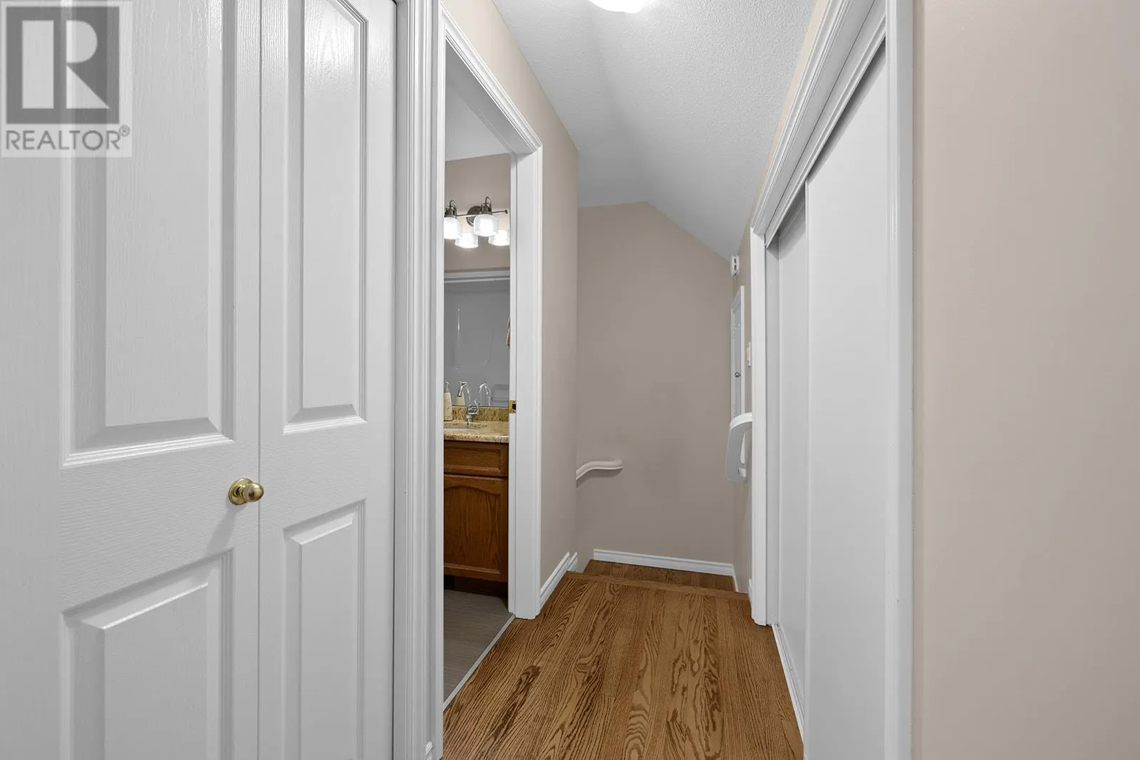 4182 Gallaghers Grove