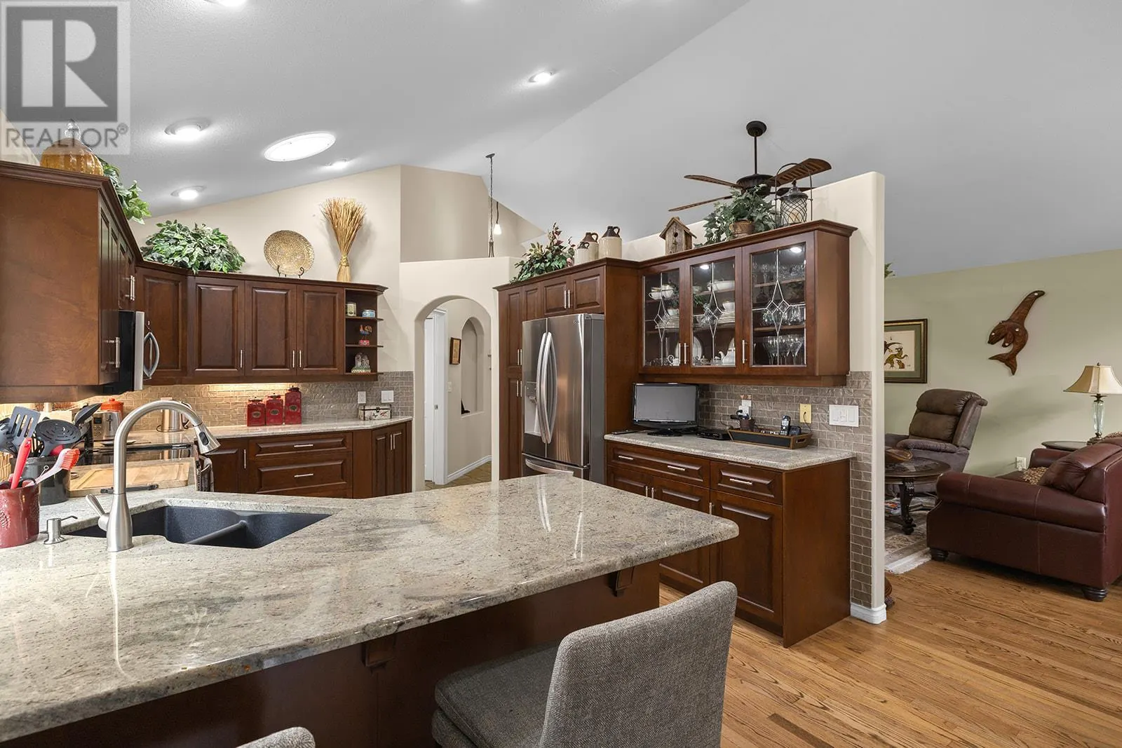 4182 Gallaghers Grove