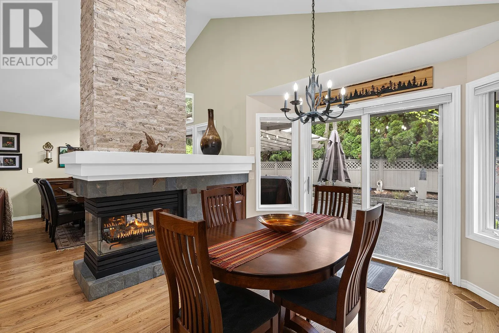4182 Gallaghers Grove