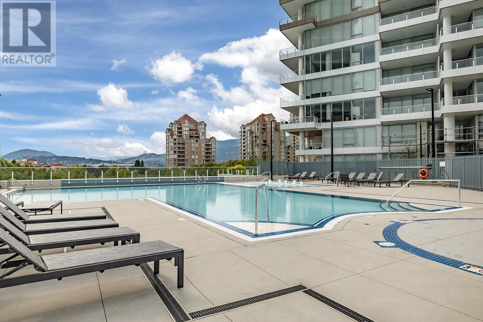 1181 Sunset Drive Unit# 1402