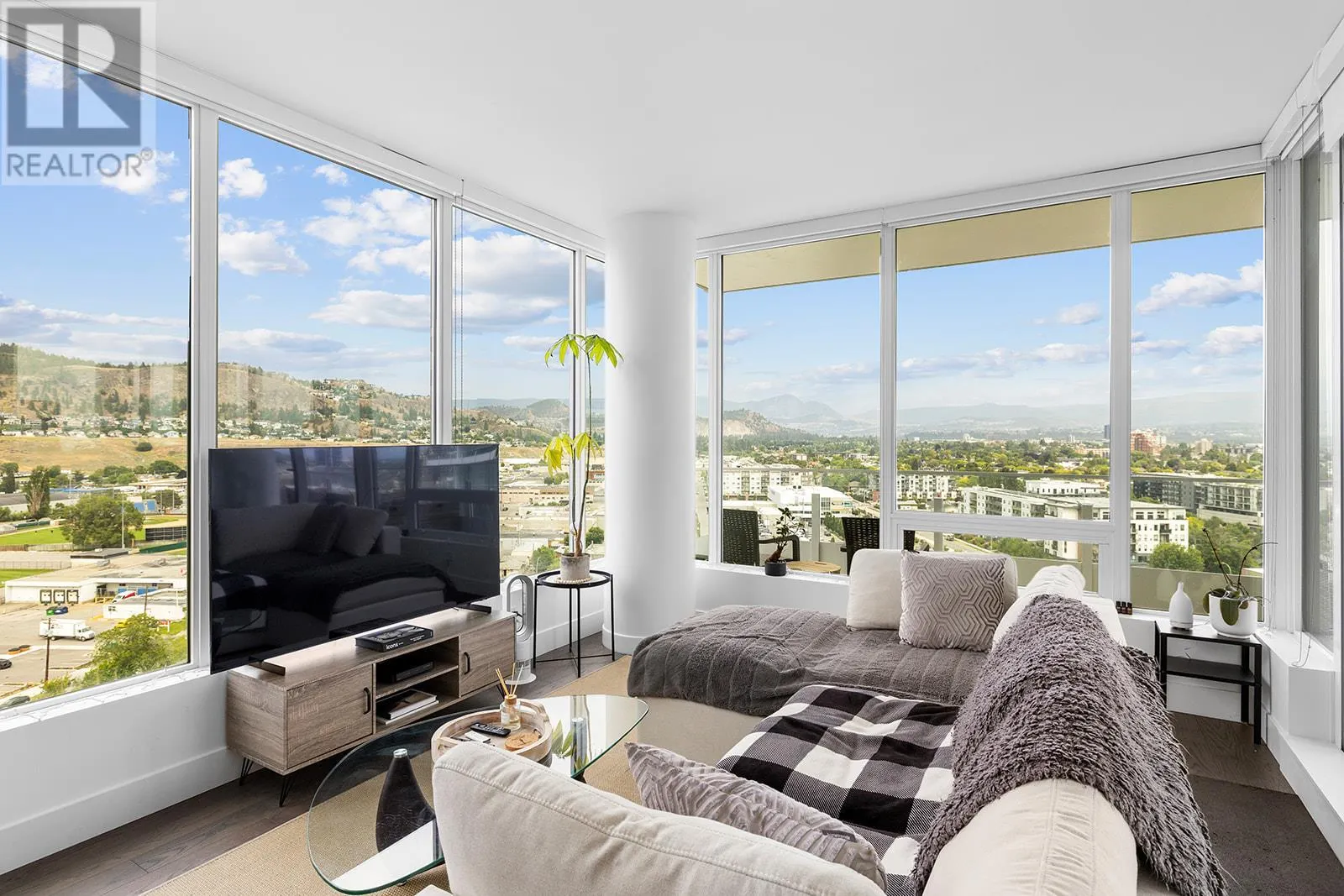 1181 Sunset Drive Unit# 1402