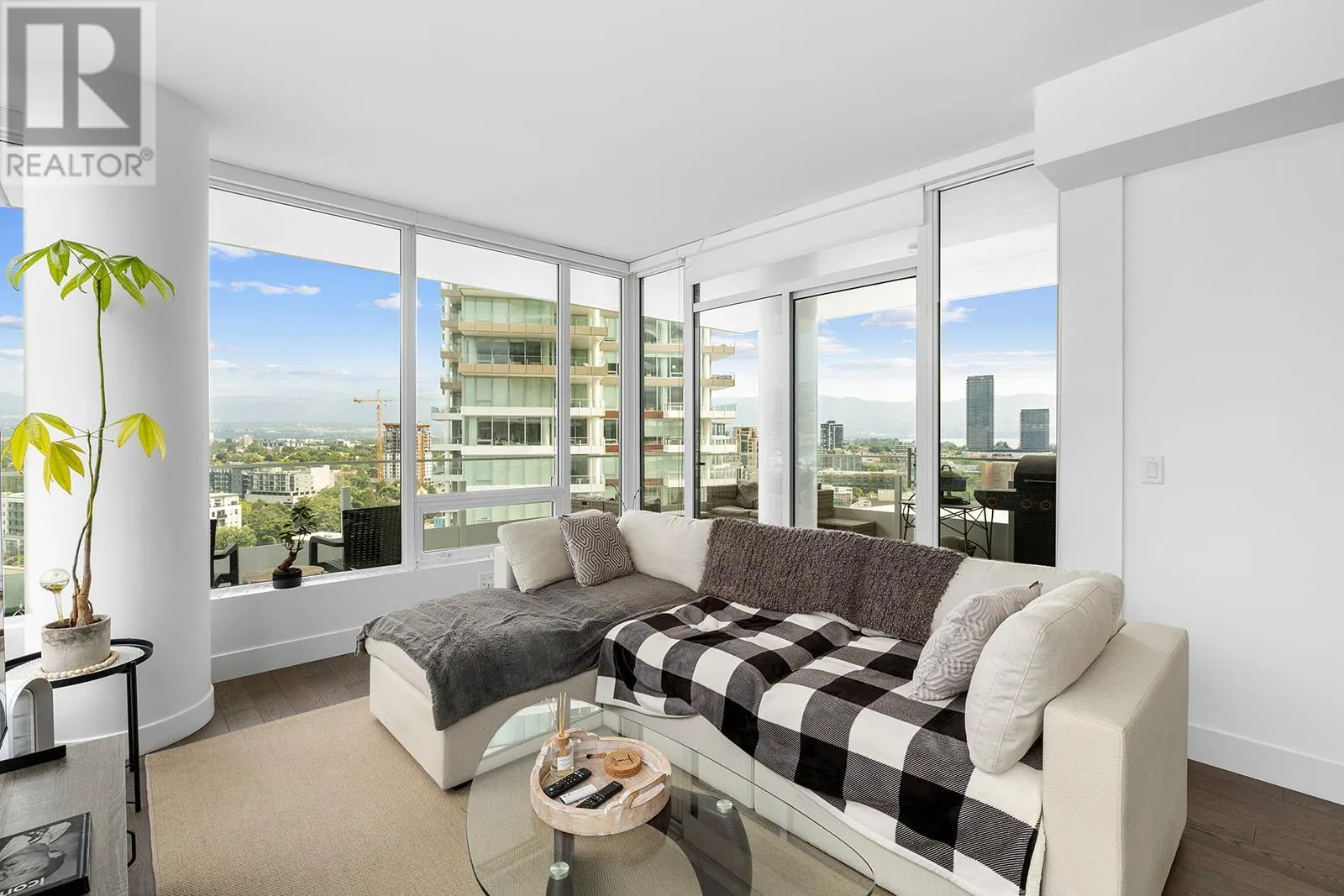 1181 Sunset Drive Unit# 1402