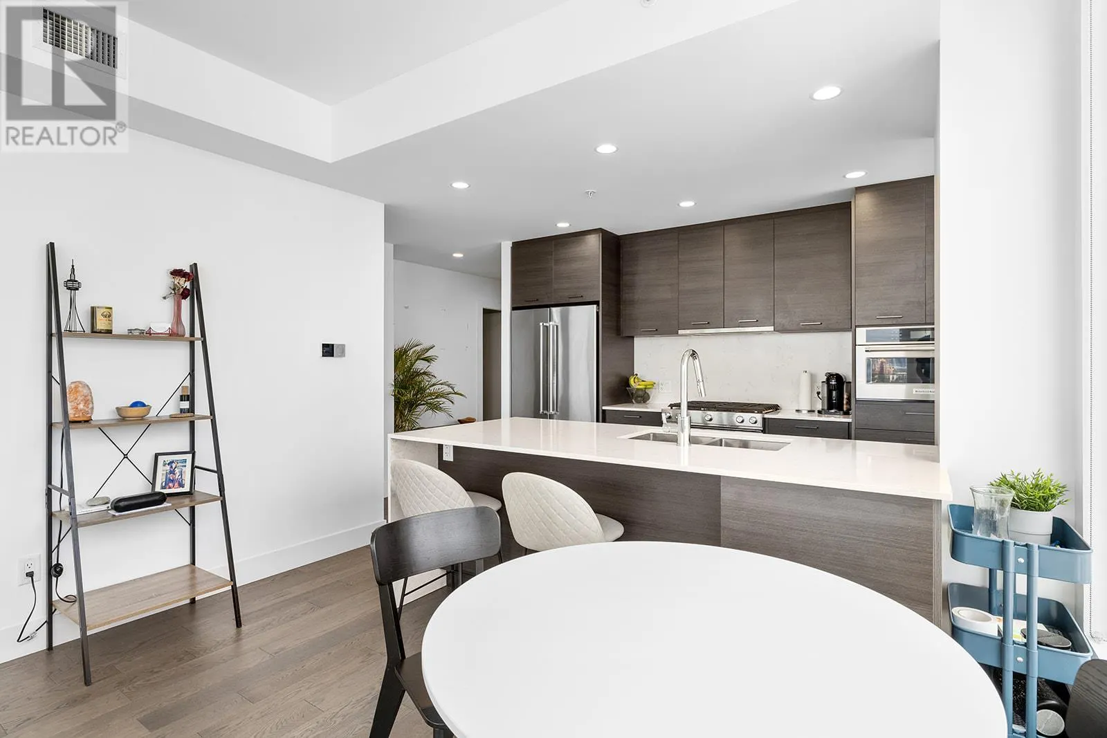 1181 Sunset Drive Unit# 1402
