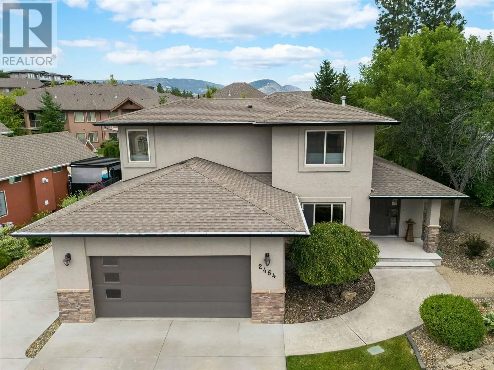 2464 SELKIRK Drive