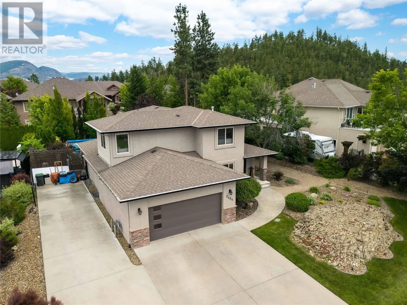 2464 SELKIRK Drive