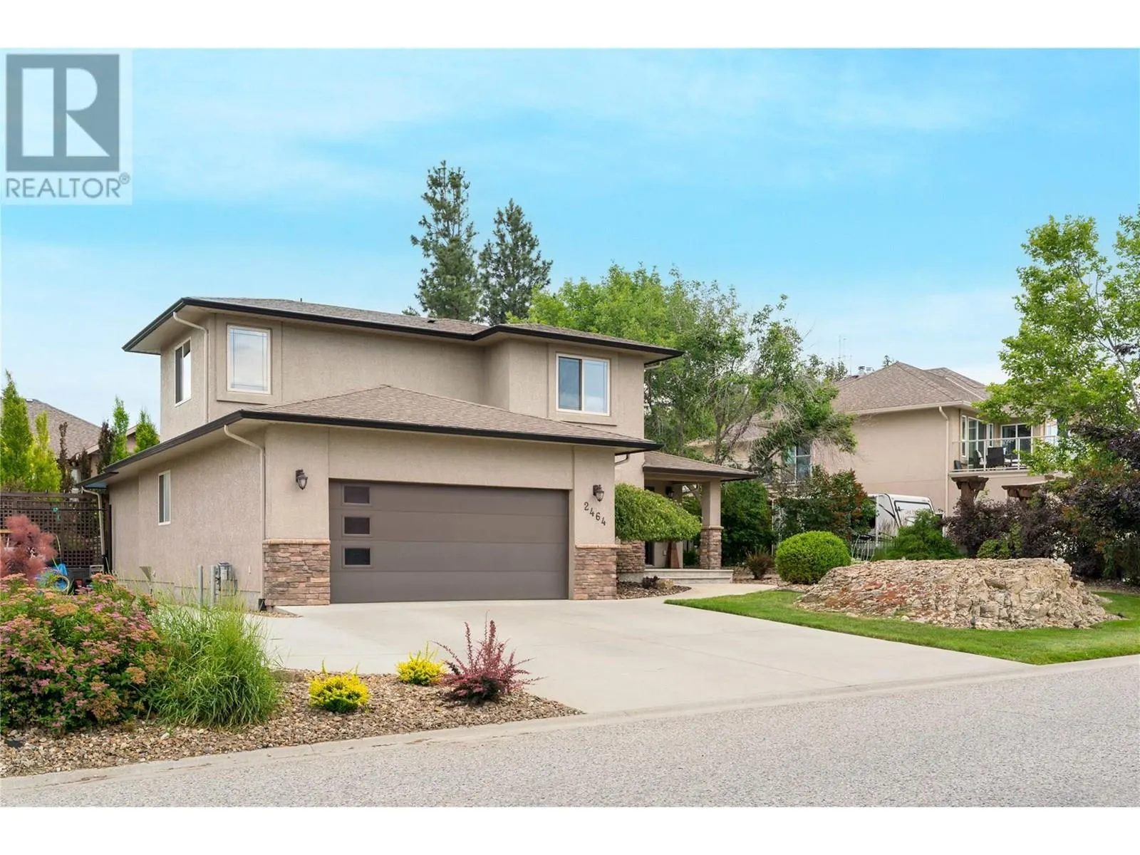2464 SELKIRK Drive