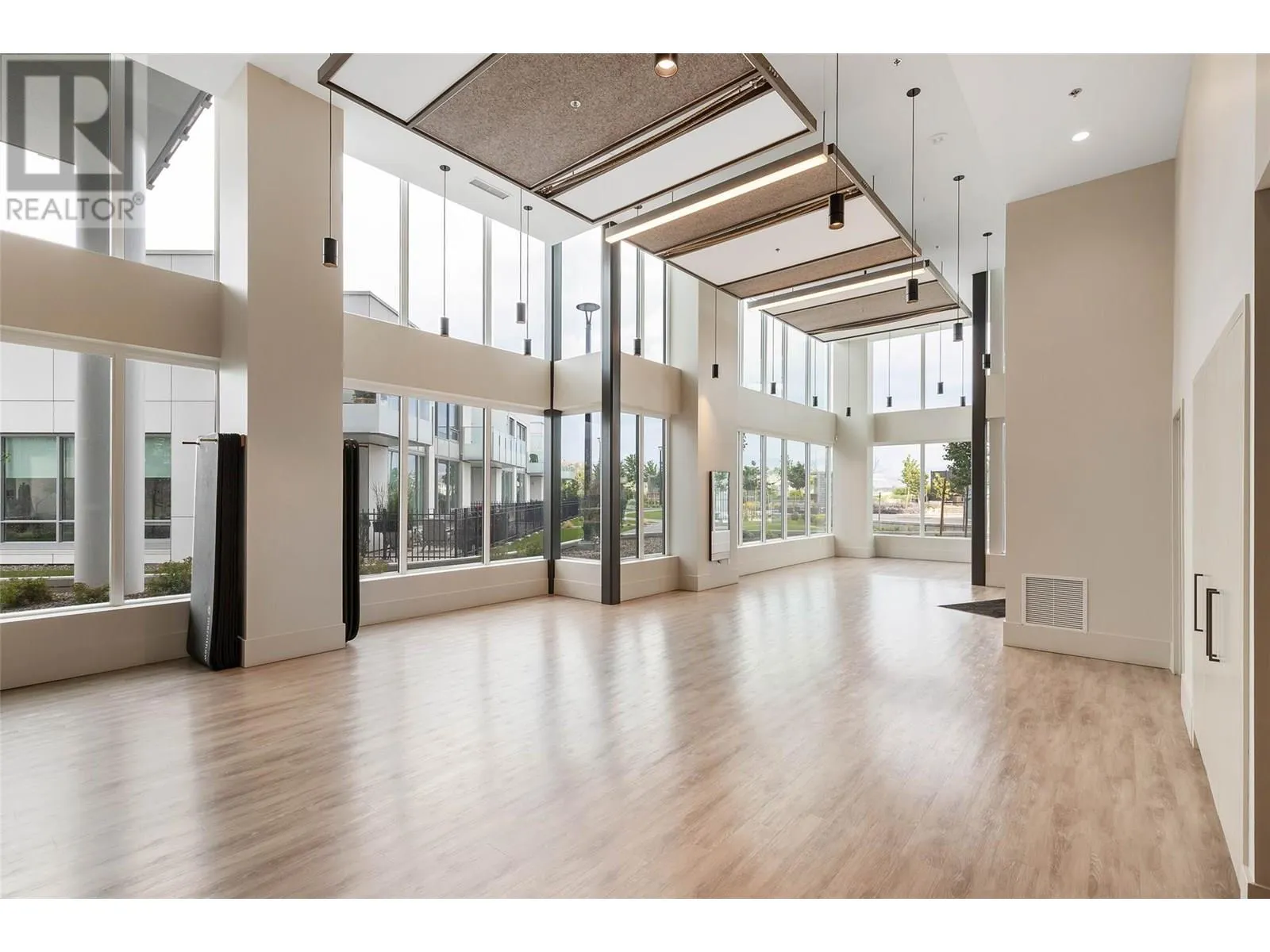 1181 Sunset Drive Unit# 2802