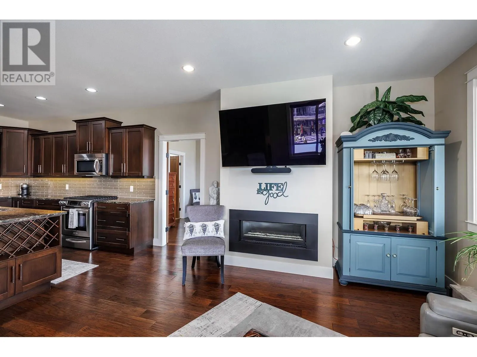 1570 Lake Breeze Road