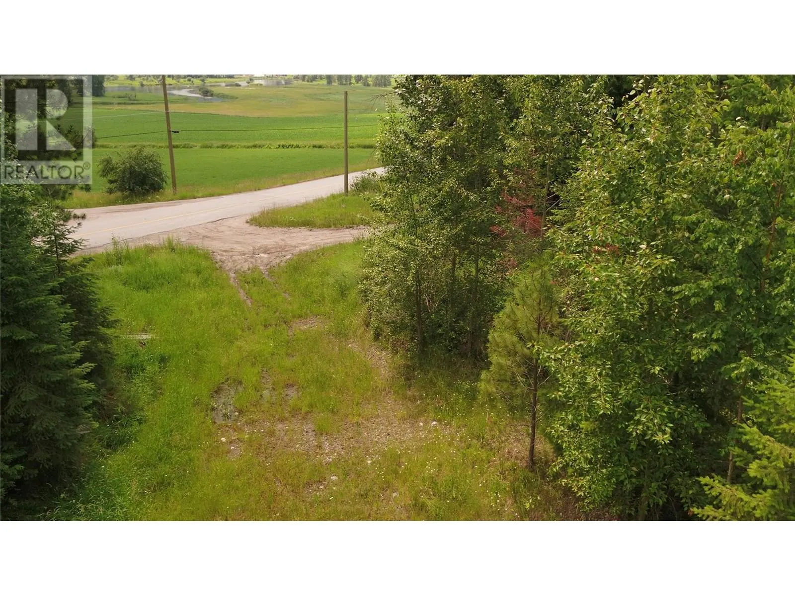 1477 Enderby Mabel Lake Road