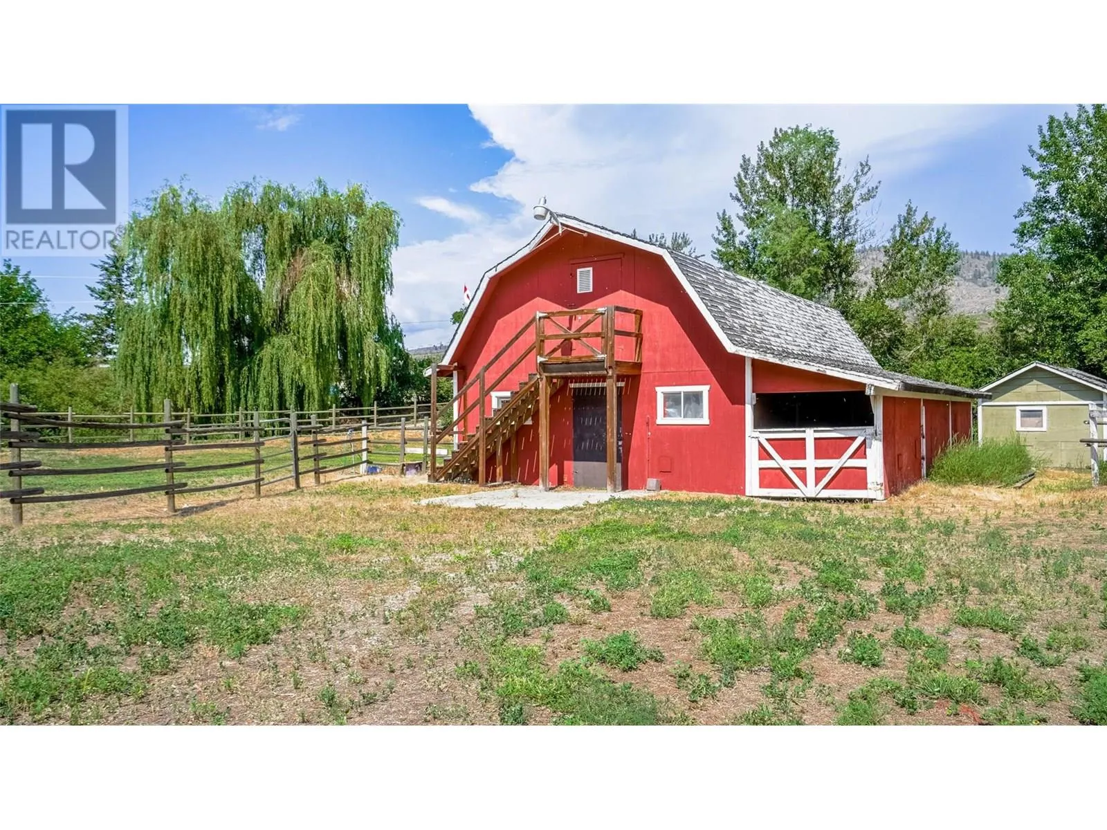 205 GREASEWOOD Avenue