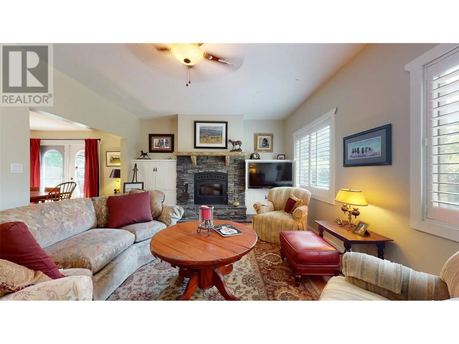 205 GREASEWOOD Avenue