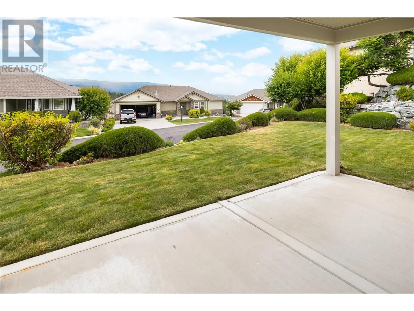 5175 Sandhills Drive
