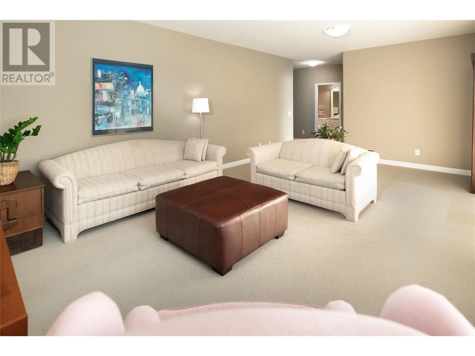 5175 Sandhills Drive