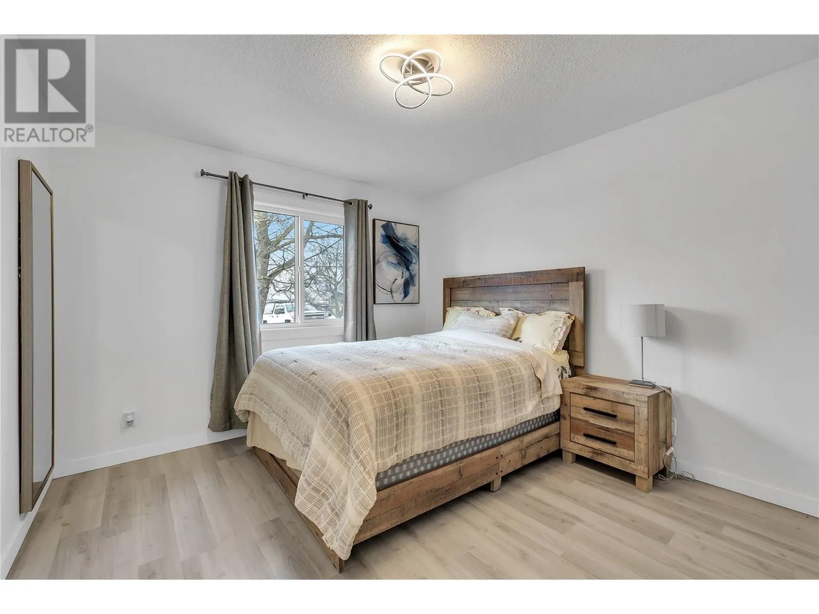2535 Winnipeg Road