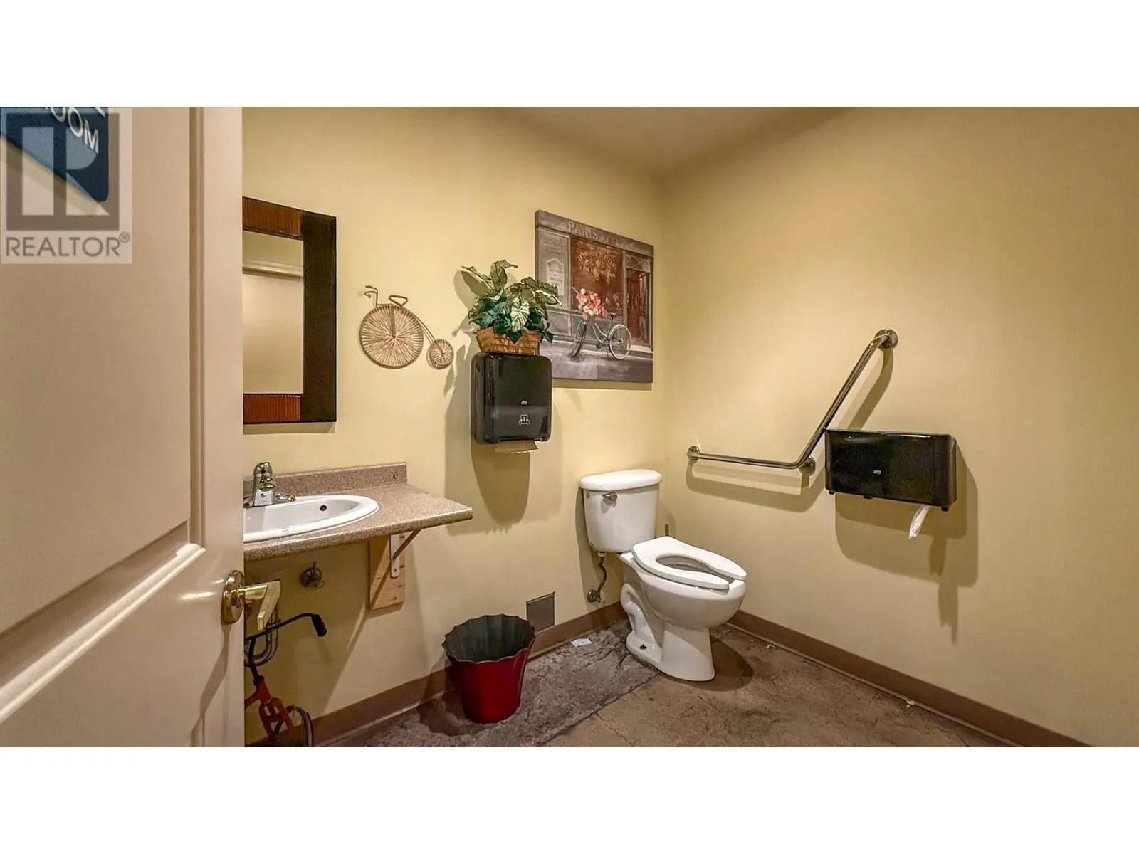 1357 Ellis Street Unit# 101