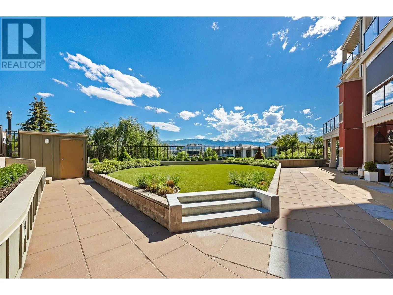 3865 Truswell Road Unit# 401