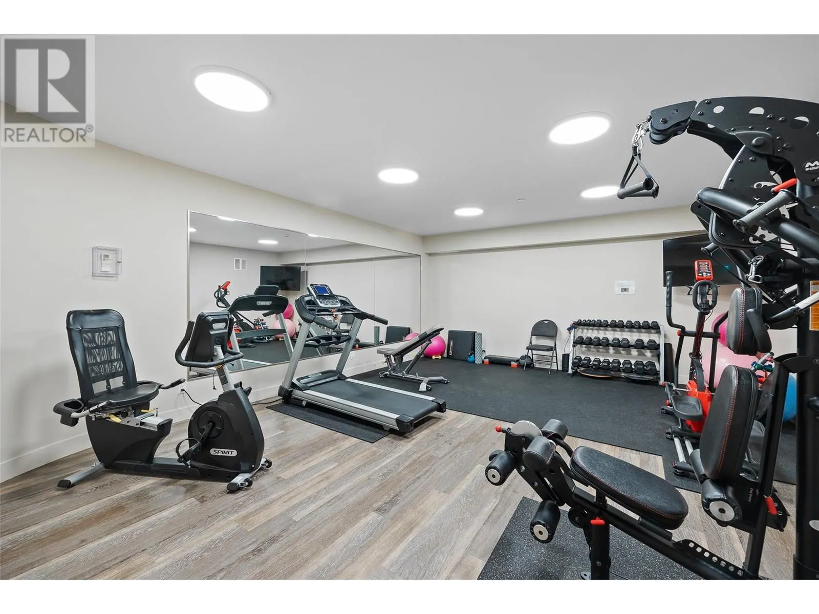 3865 Truswell Road Unit# 401