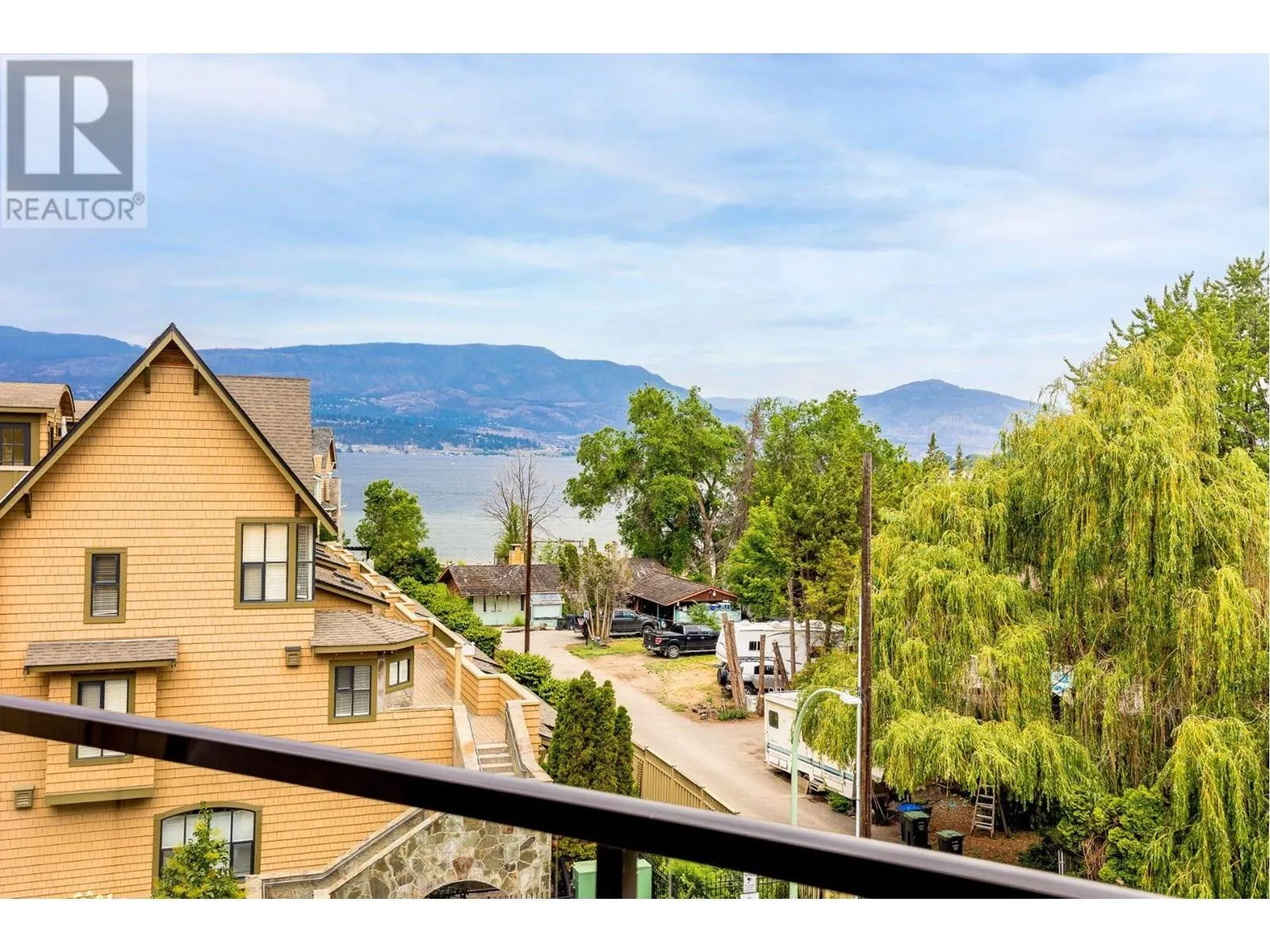 3865 Truswell Road Unit# 401