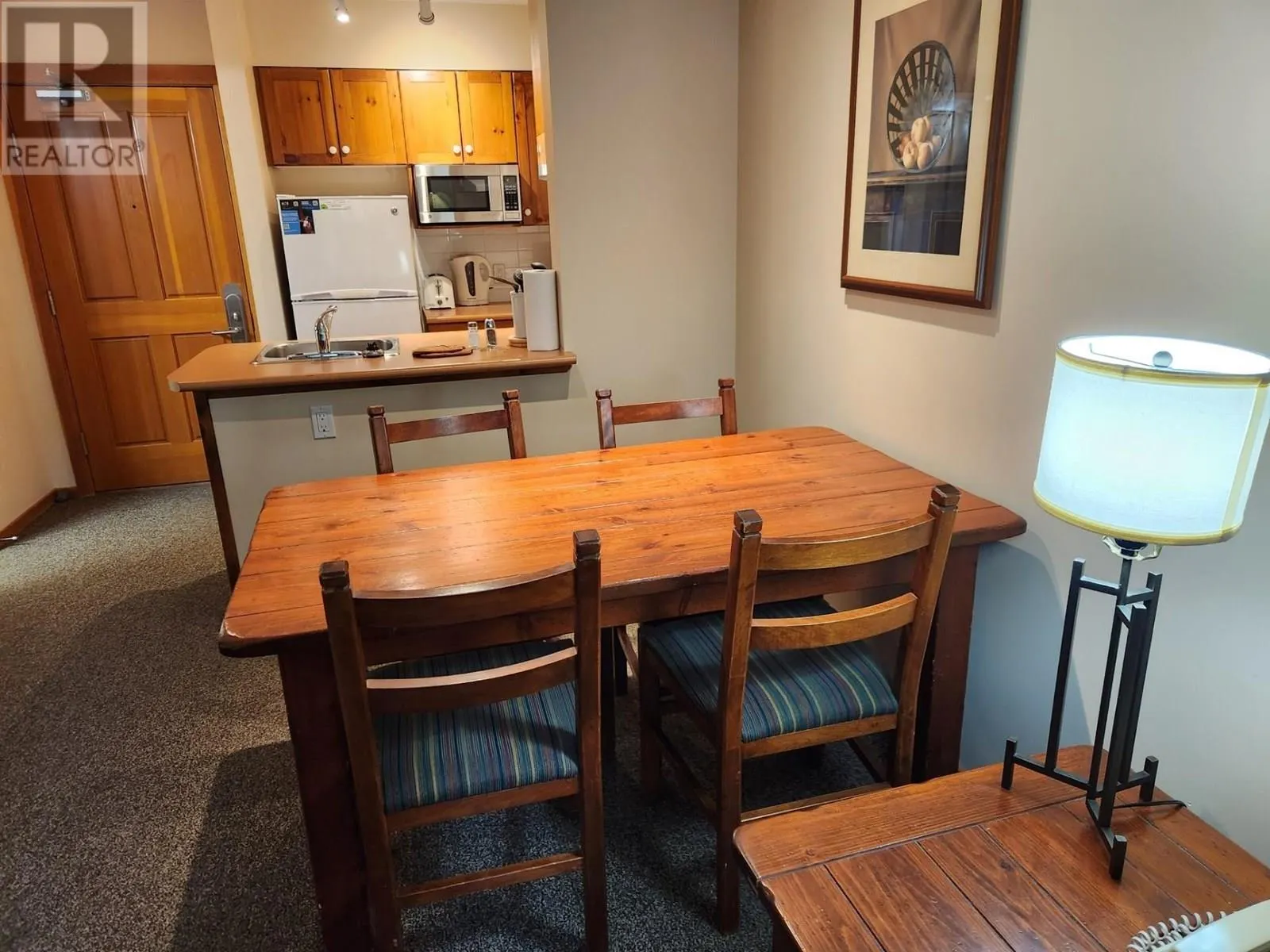 2060 SUMMIT Drive Unit# 106