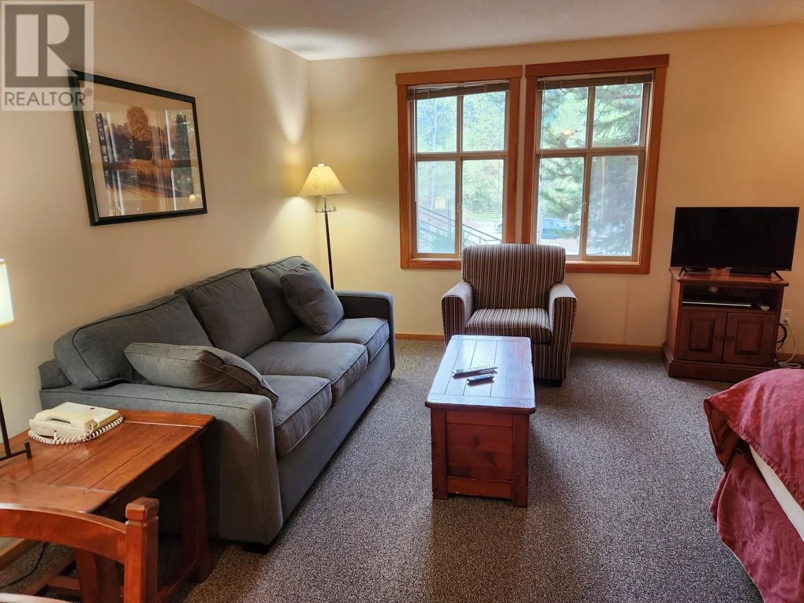 2060 SUMMIT Drive Unit# 106