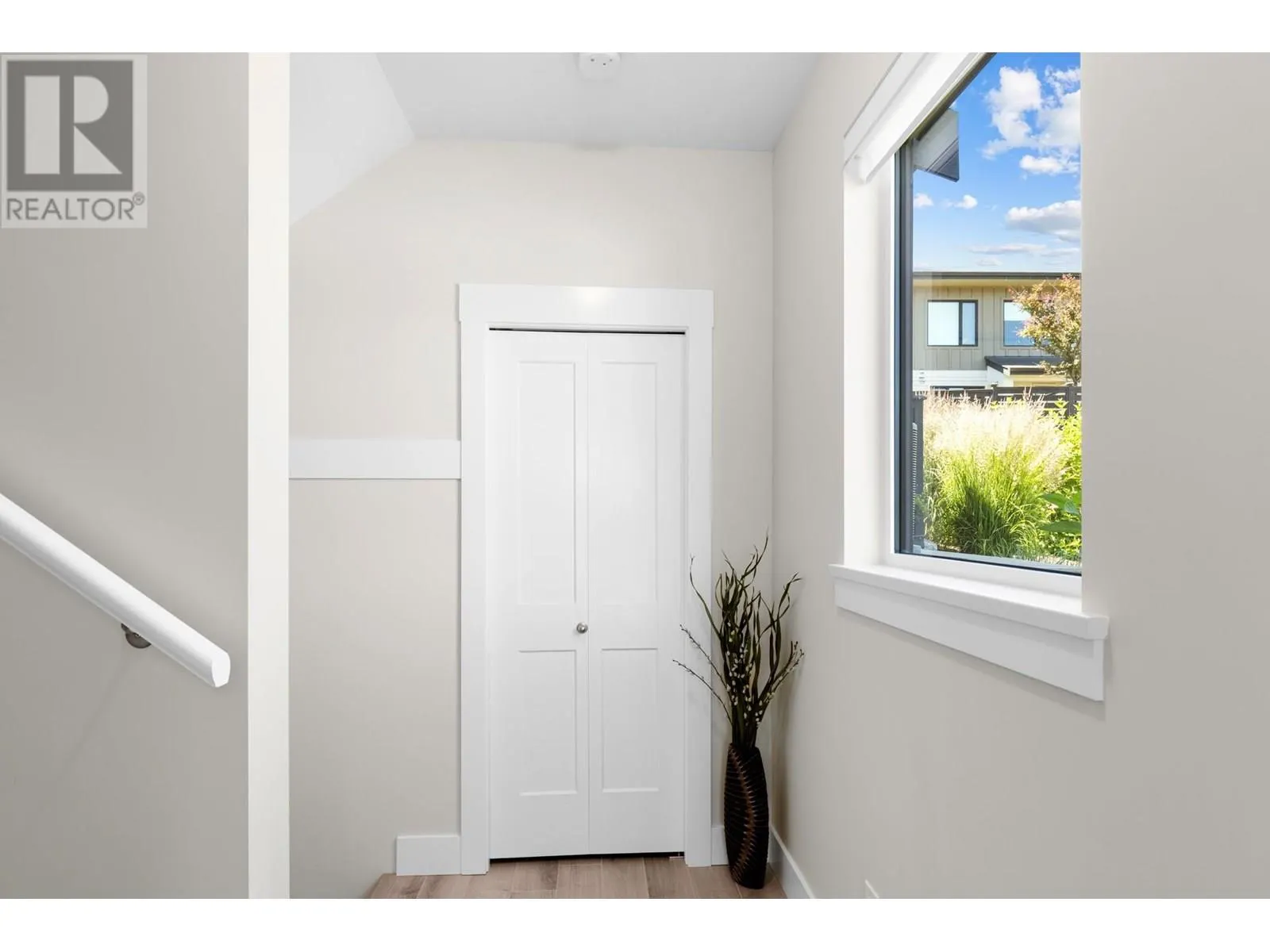 12798 Lake Hill Drive Unit# 60
