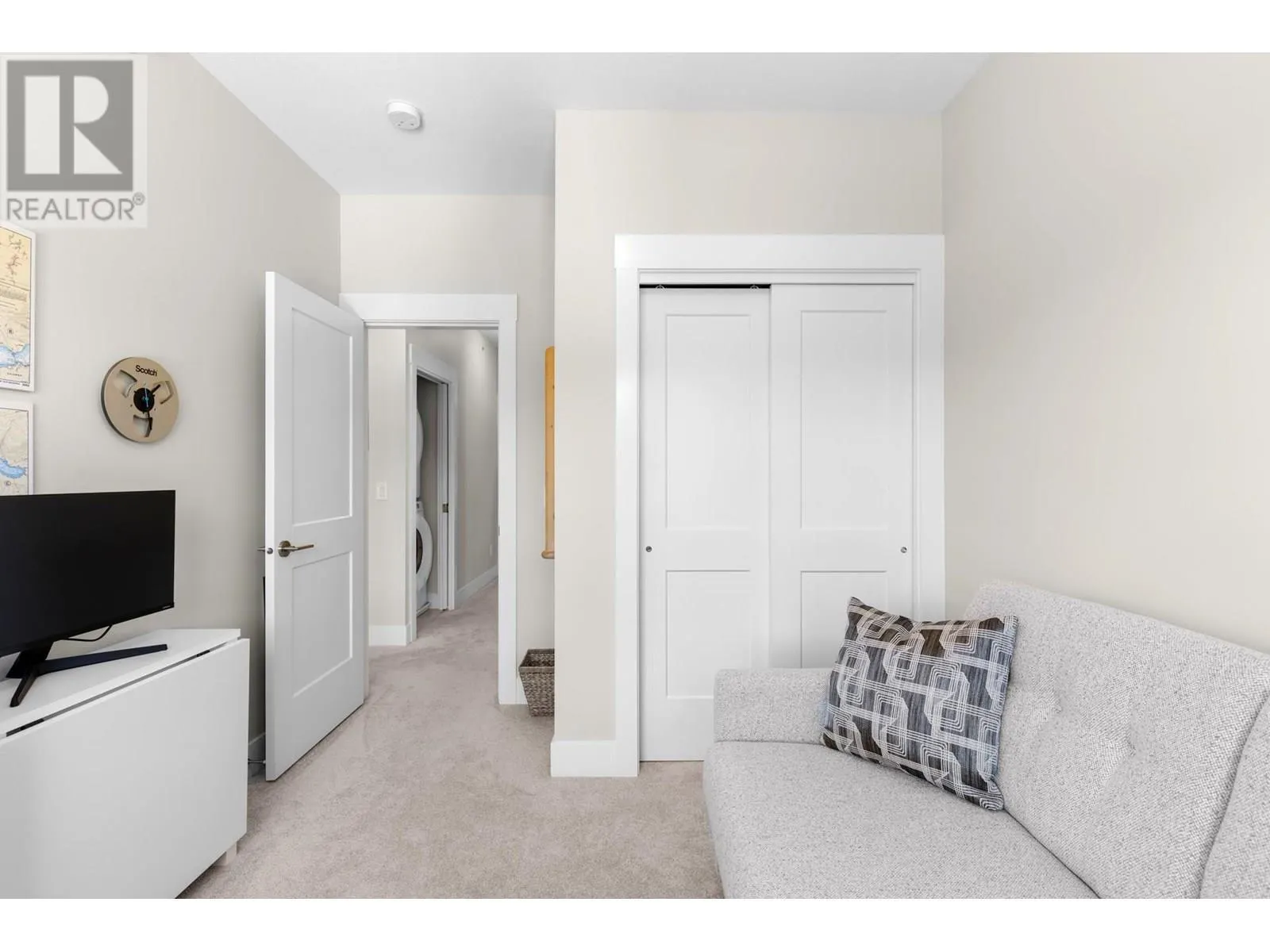12798 Lake Hill Drive Unit# 60
