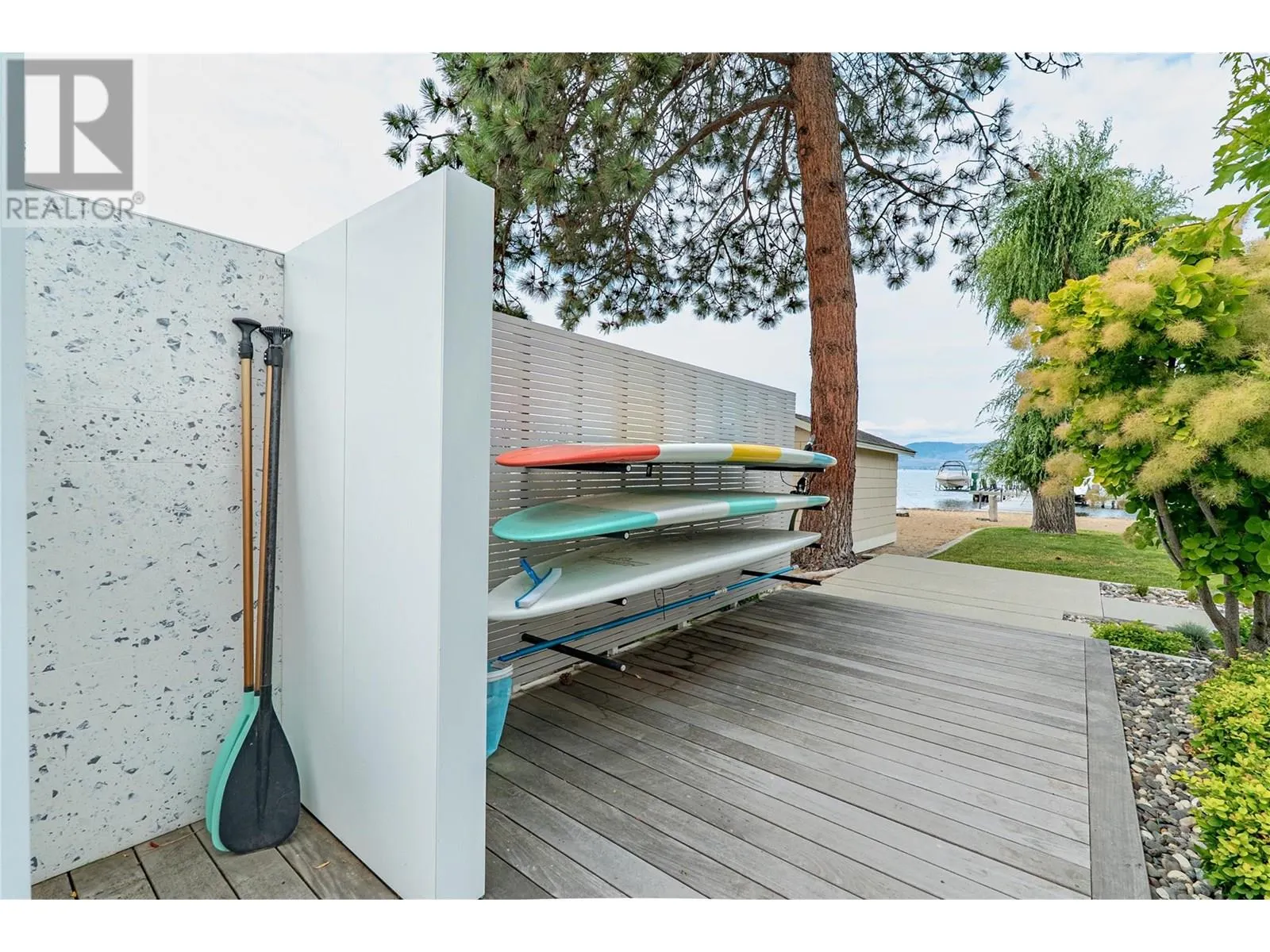 4110 Lakeshore Road