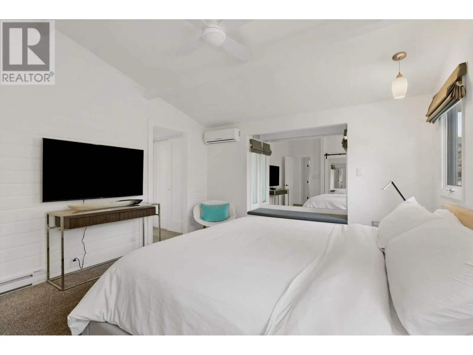 4110 Lakeshore Road