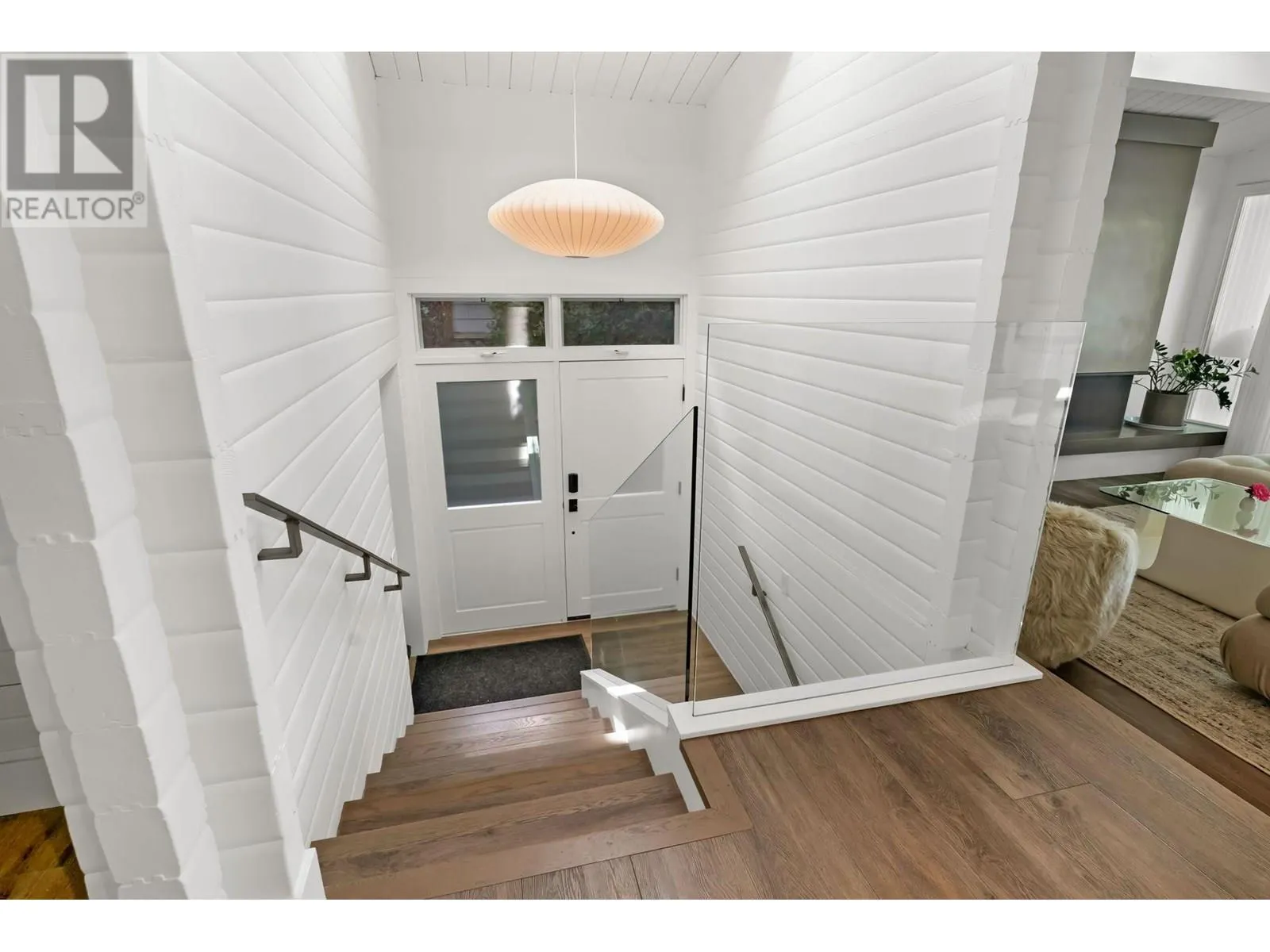 4110 Lakeshore Road